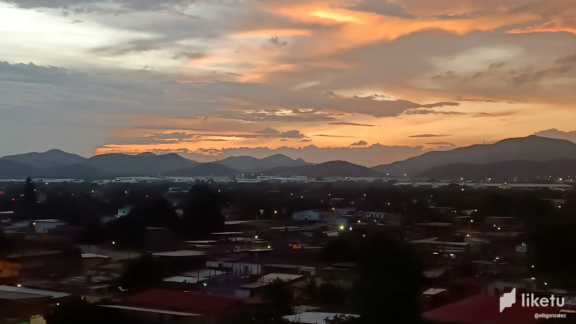 Photo sequence: sunset from my bedroom 📷🌄(ENG-ESP)