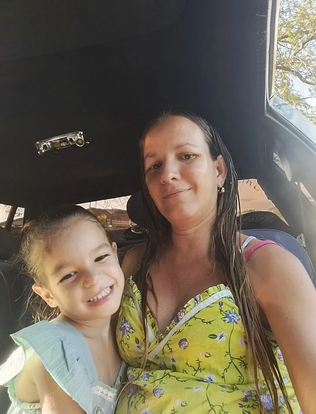 LAxvNQDqySjislWj_1000085293.webp