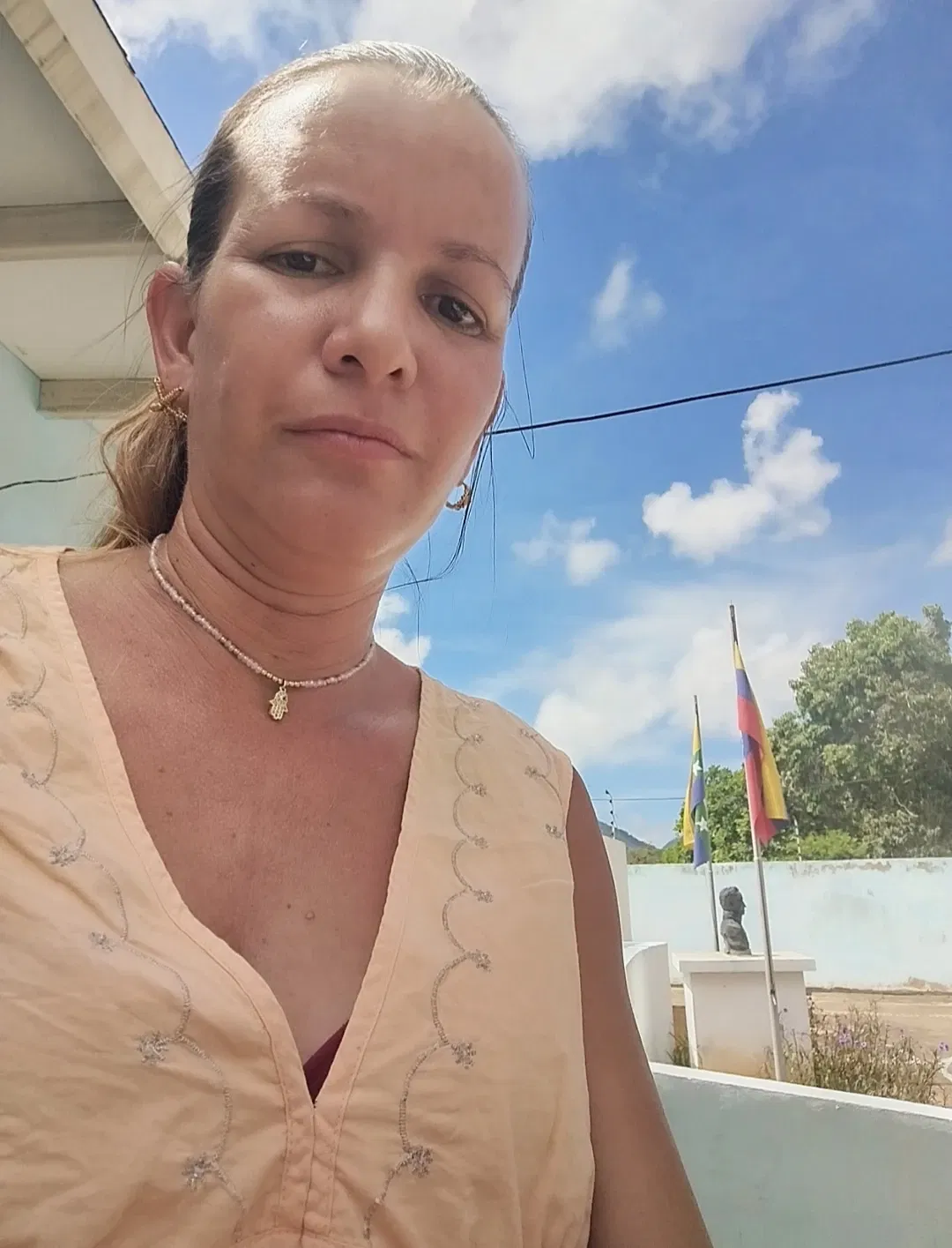 lYJ5EqOn1cigZGeZ_1000100303.webp