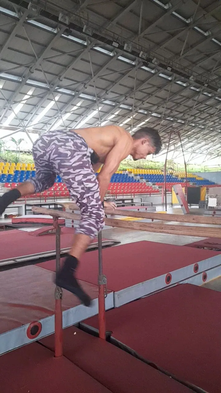 0wCLJqTxe2YzAe77_VideoCapture_20250825-215243.webp