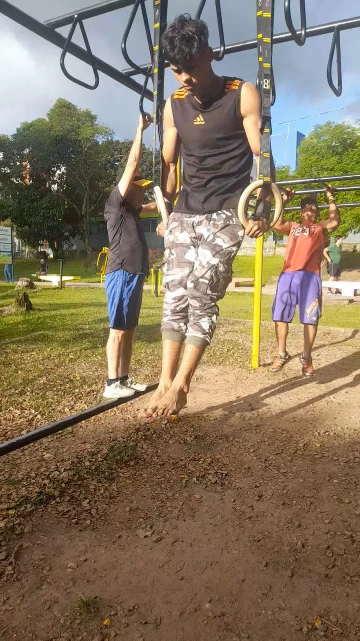 Y5qaqXdHWMRUFHLI_VideoCapture_20250916-204342.webp