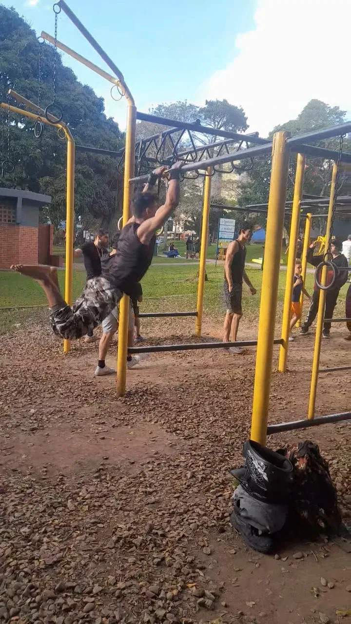 Yod0OG360zwXDwb5_VideoCapture_20250919-231214.webp