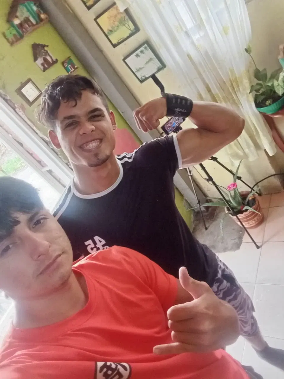 k0bTFLhRg1UOZf2q_1000183272.webp