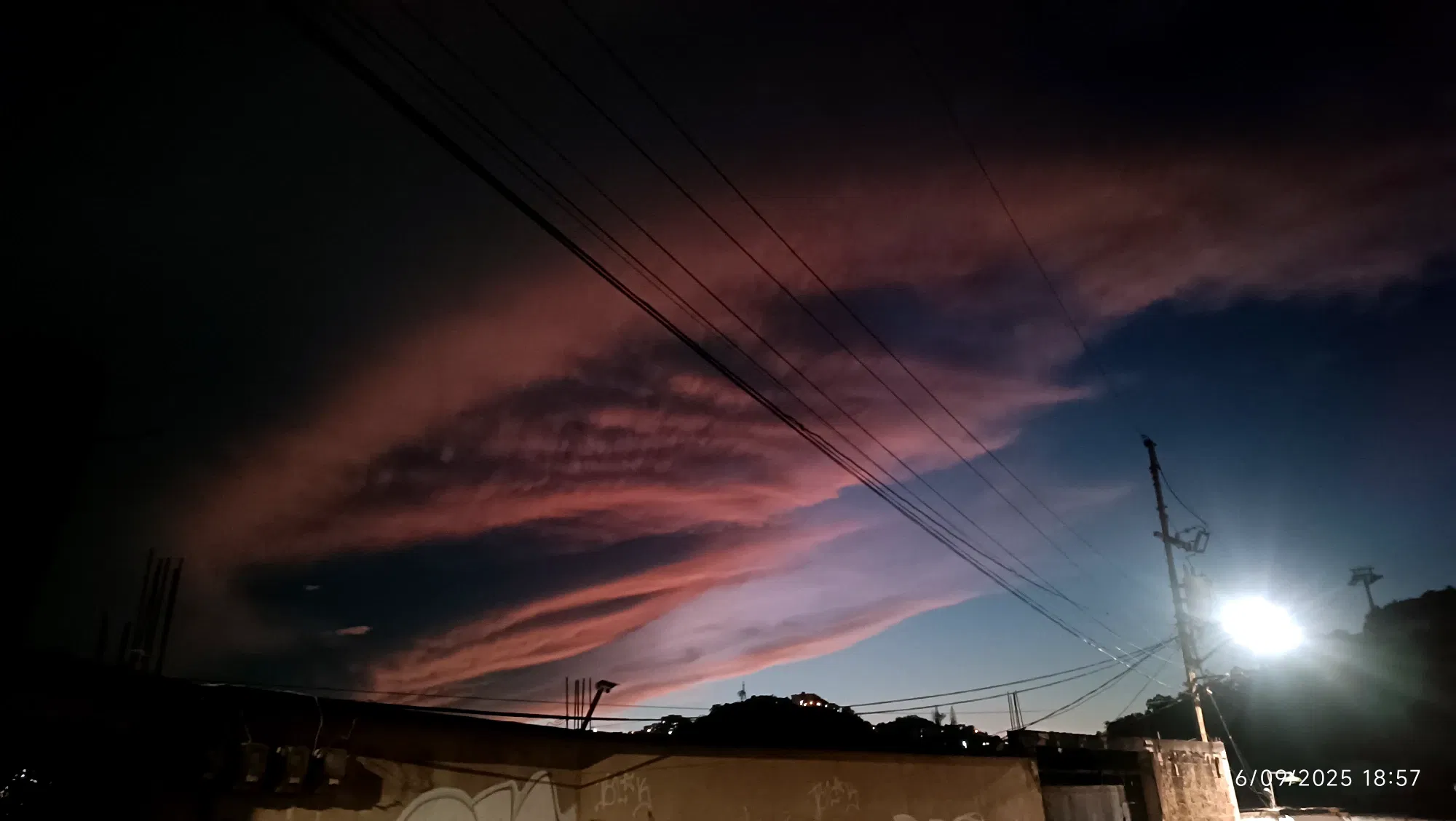 5vZchVBojGoMEzta_1002303205.webp