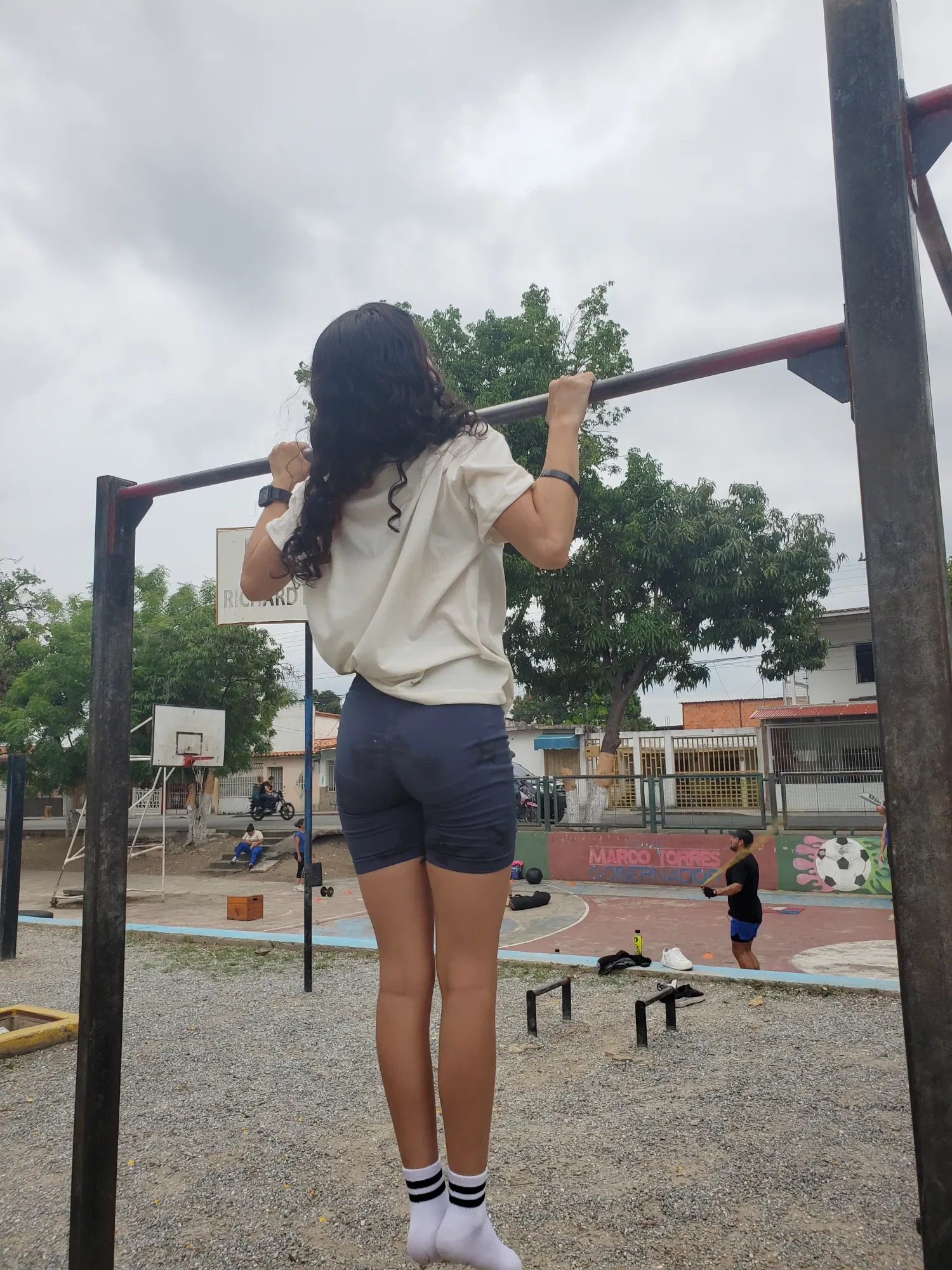 ZVrw4qVd8NJkLEp1_20250430_181158.webp
