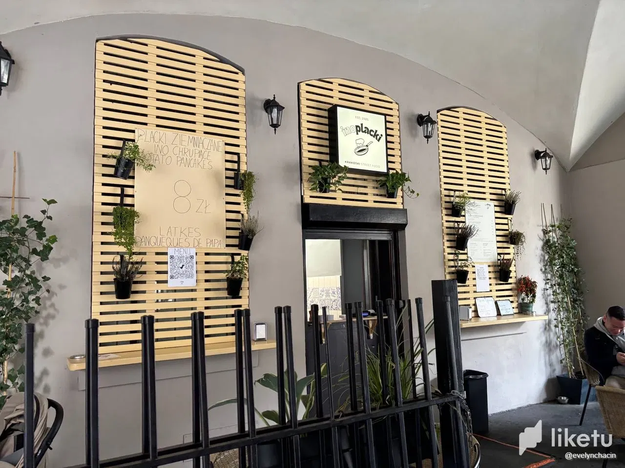 OSvZldJhXQ9t1hvB_photo_2025-09-28_23-45-24.webp