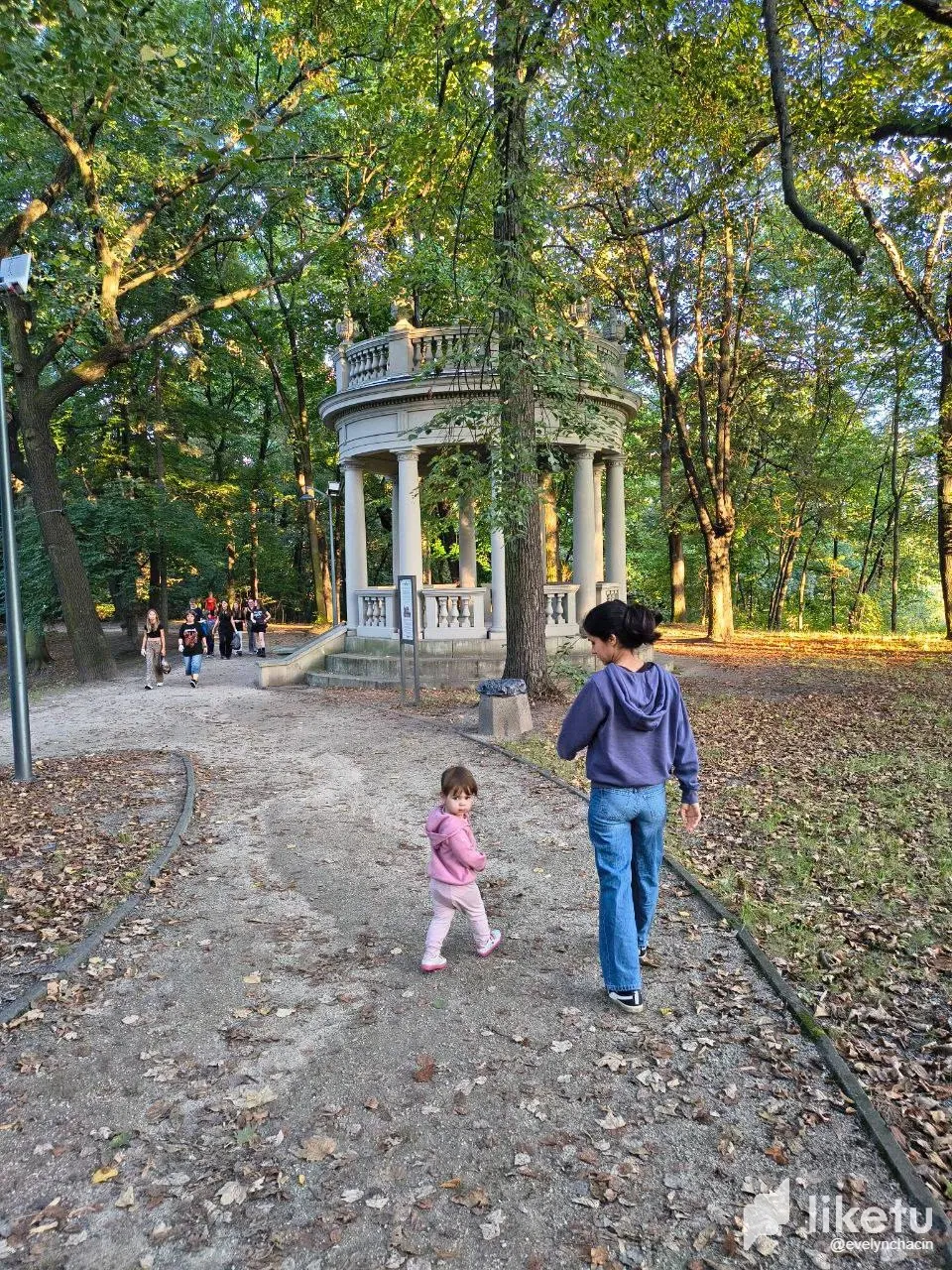 PyZJOxbBuDZ4ia53_photo_2025-09-20_00-15-17.webp