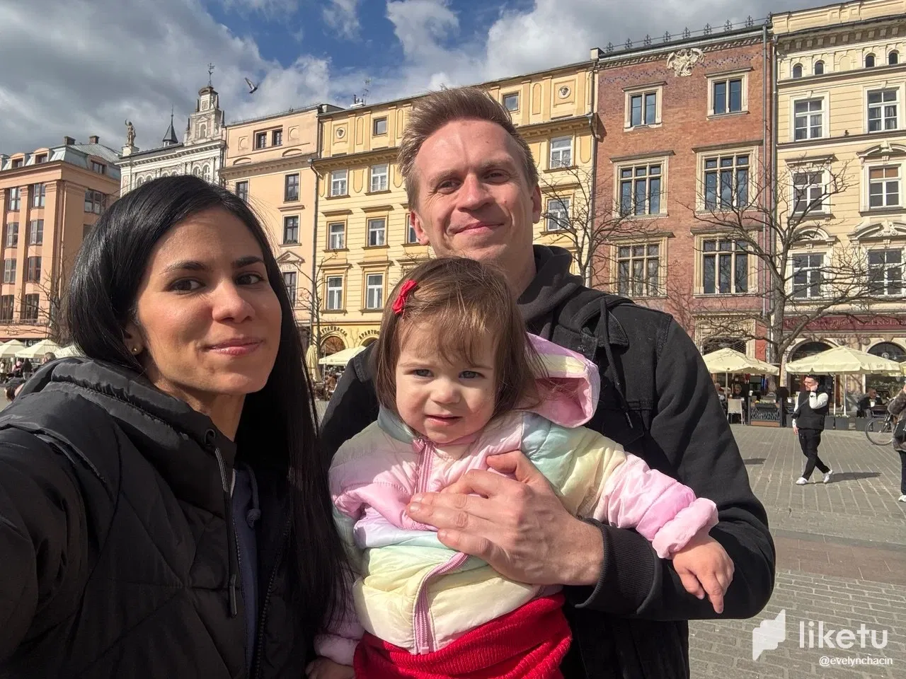 hFkonJNVONgpymw9_photo_2025-04-12_22-52-21.webp