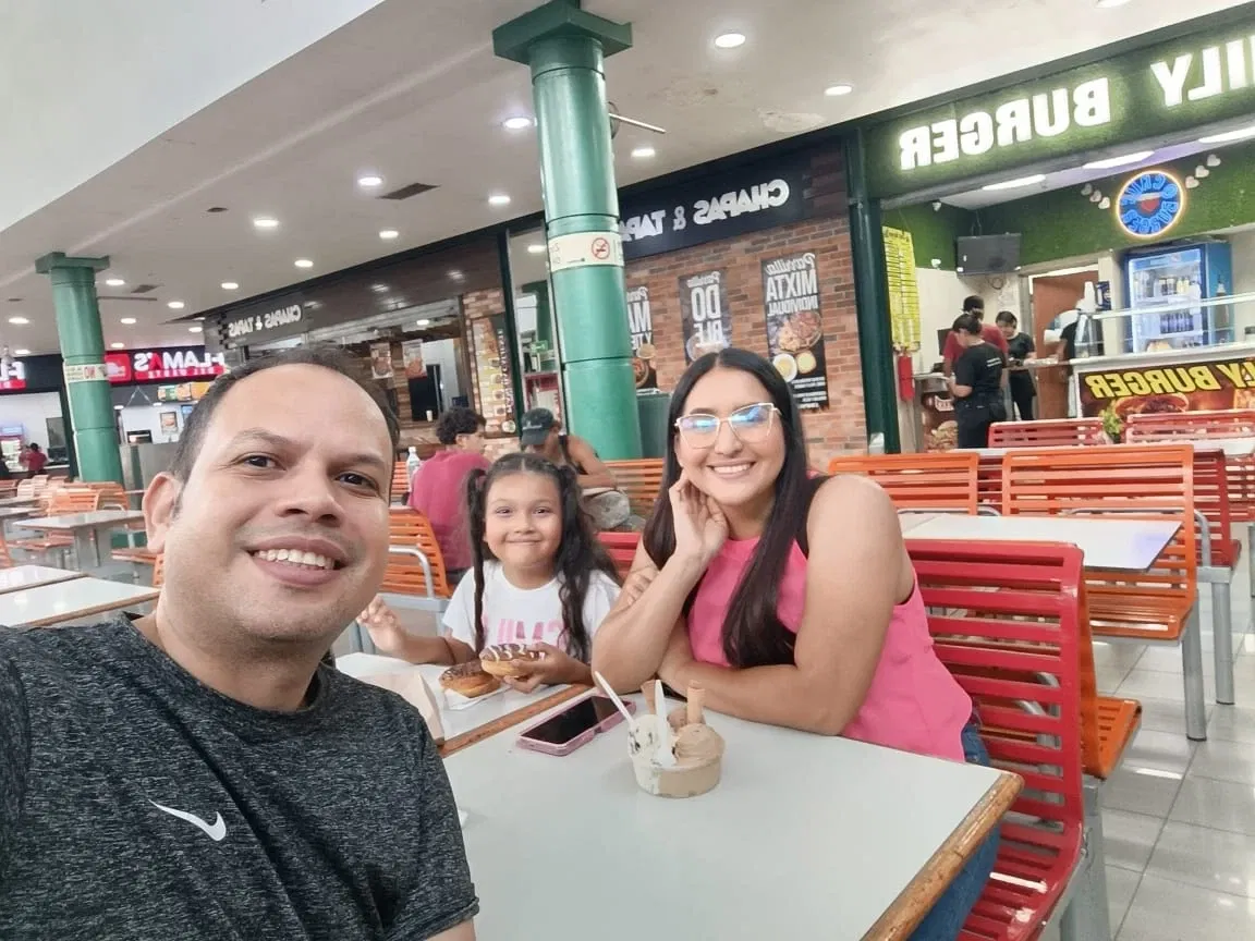 ABjQ6WEnimZXNm4o_1001424523.webp