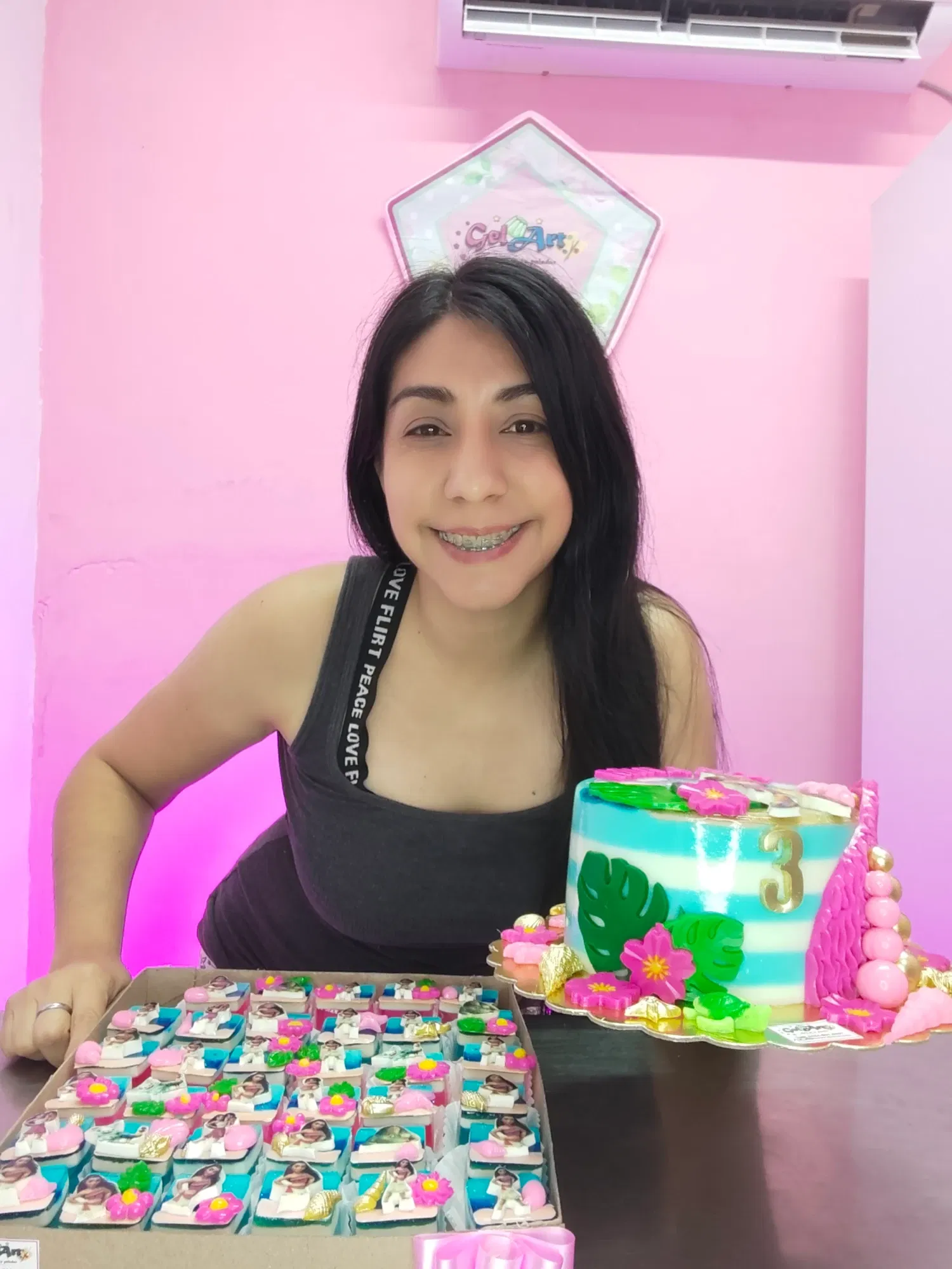 M2y0fcqEkgiFBrjM_1000003851.webp