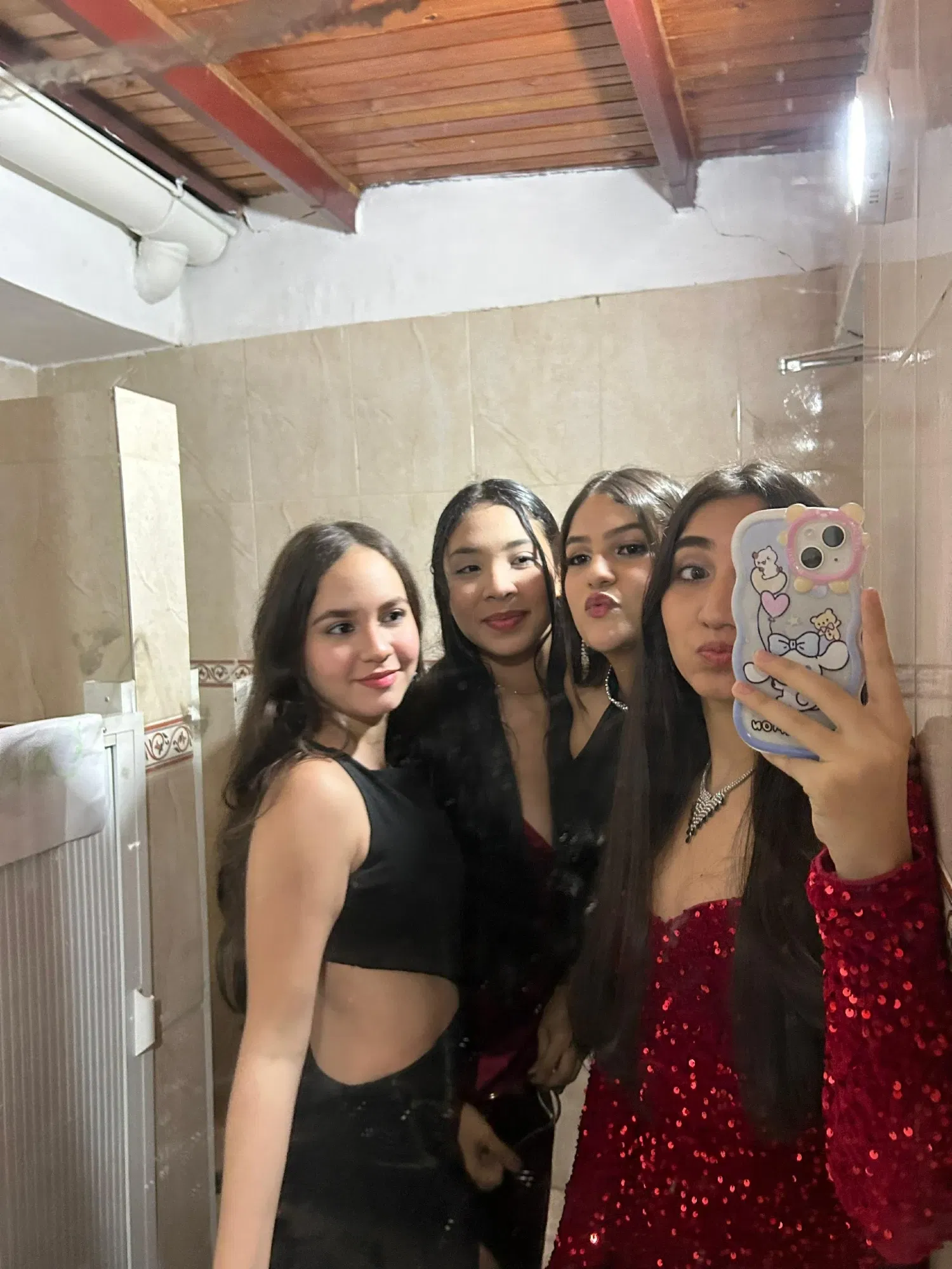 olr7UblnwTYTRxhZ_IMG-20241228-WA0089.webp