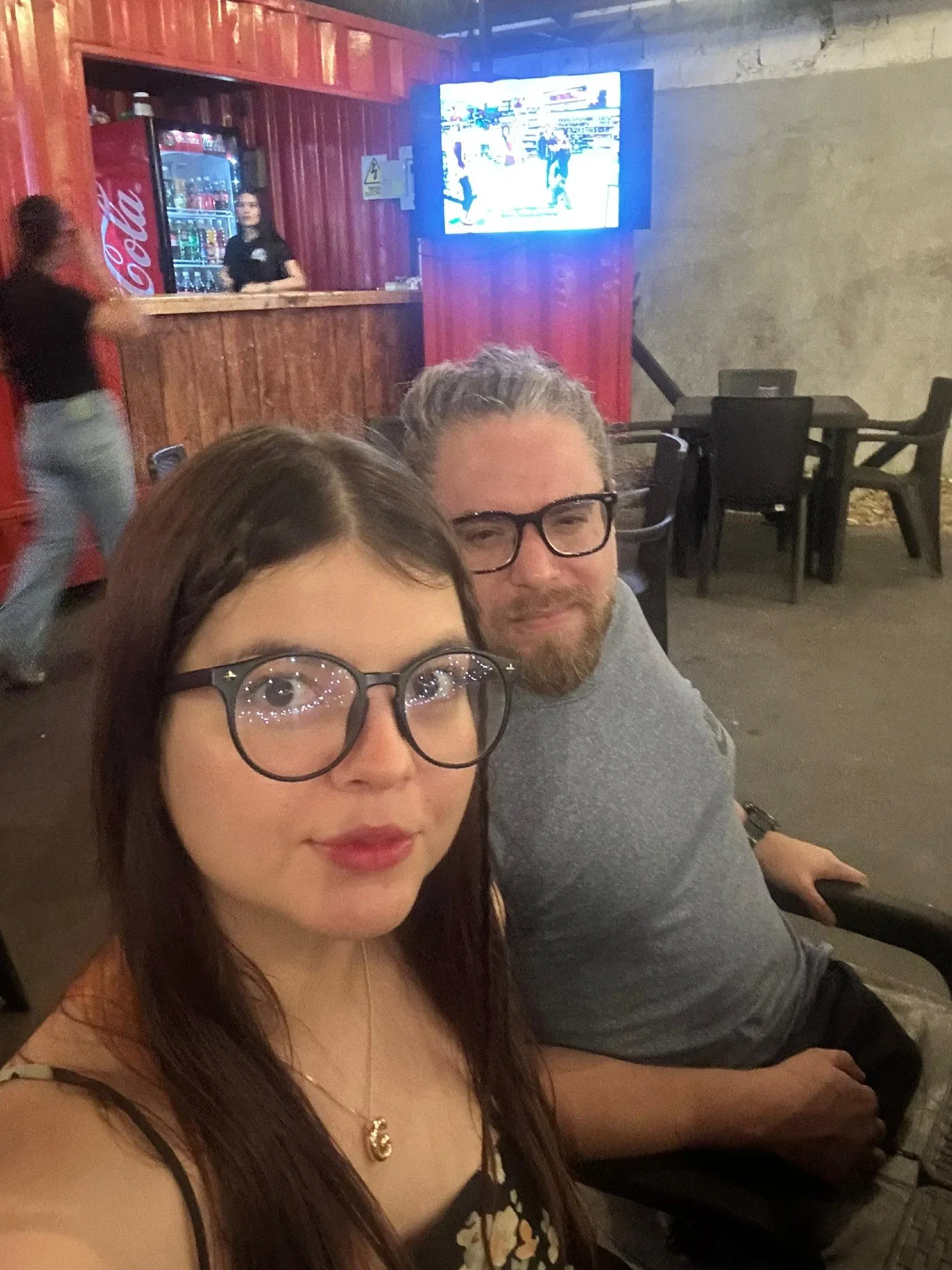 DPTFIhEei75kL8oU_1000416569.webp
