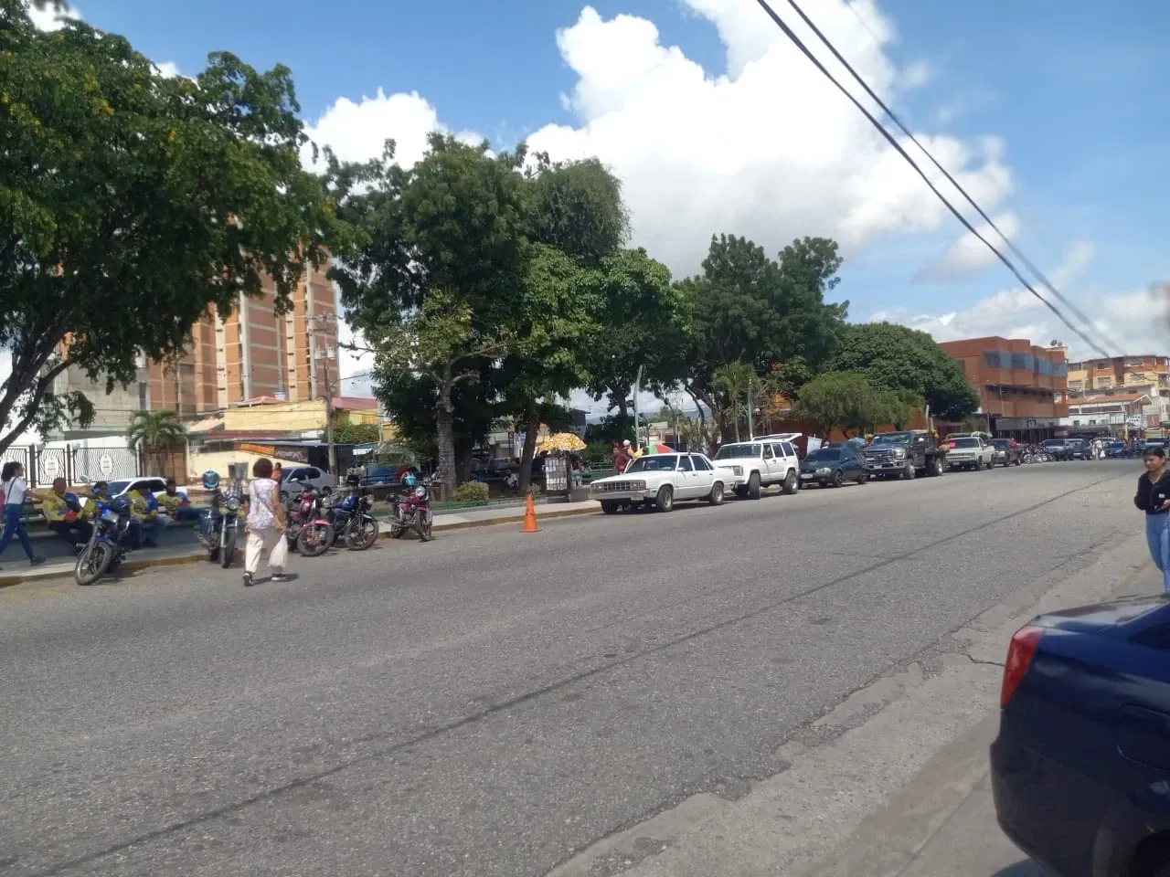 Walking through the center of Cabudare [ENG/ESP]