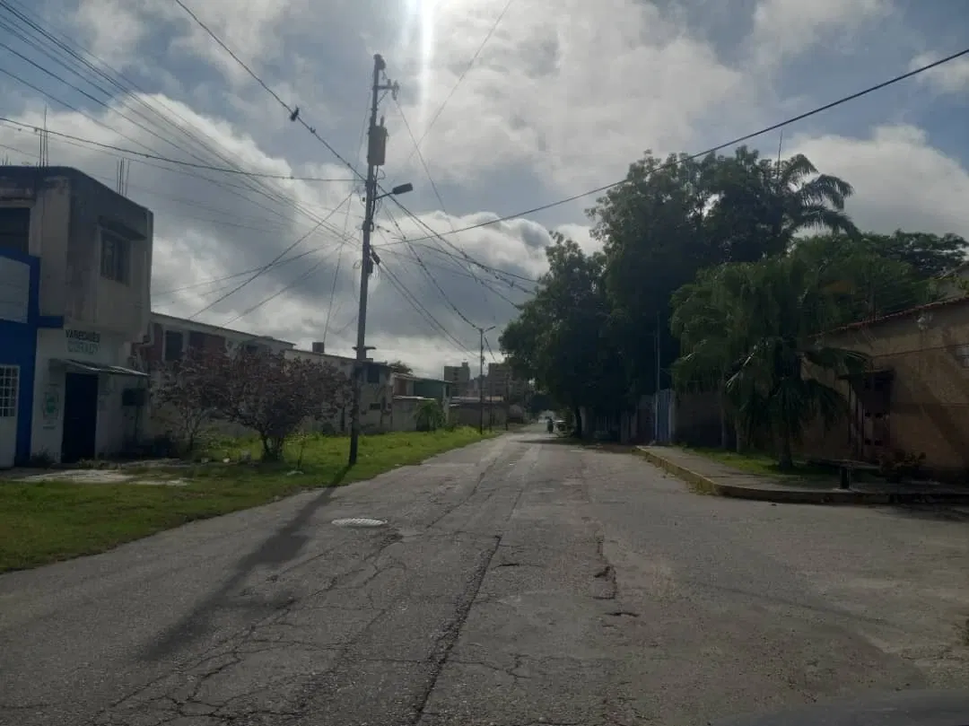 yBrlSB4cgOBl54SR_5.webp