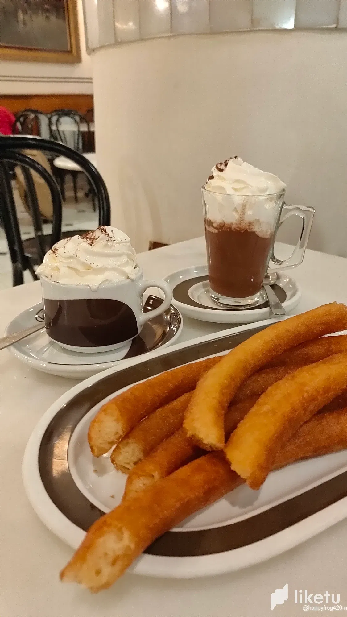 cleylrnhh00f515szgfb80epj_Choco_9.webp