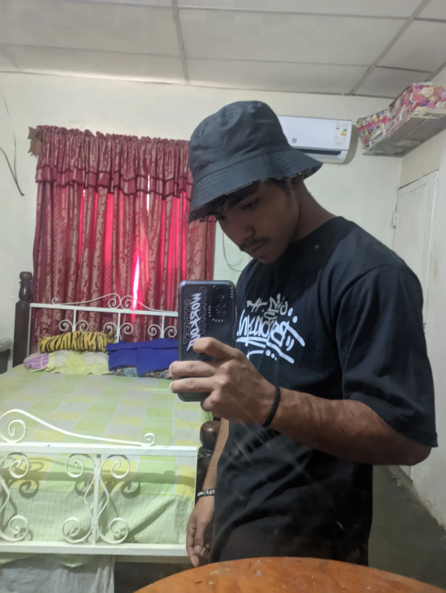 UvRWvz2XwYpNpEzE_PXL_20250823_134942239.webp
