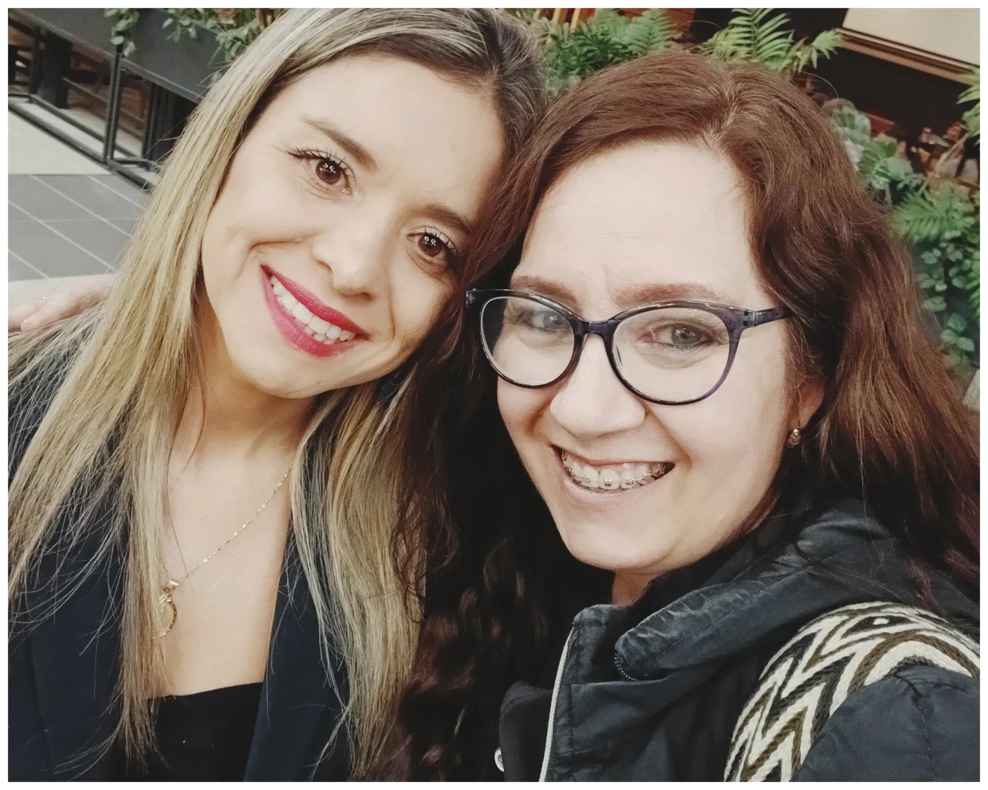 AdJCTJQb1ZFKxslj_1000144087.webp