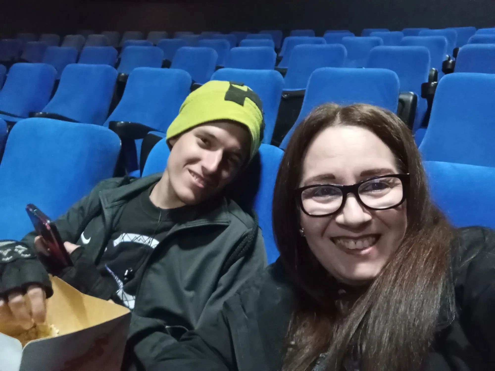 tzv0XPJ2PDlQEoUu_1000449961.webp