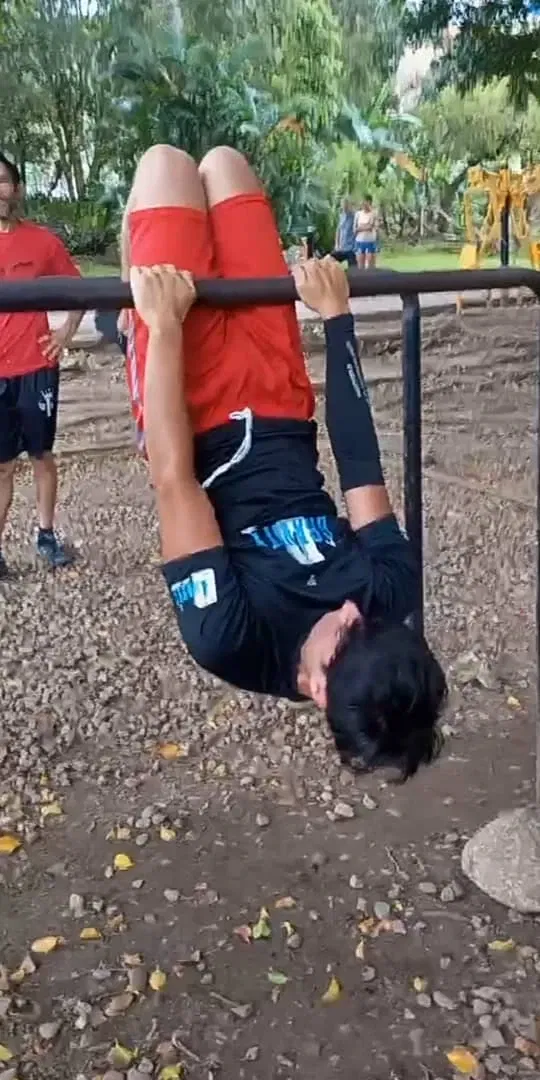 4PKoGo8M6SzGQ1Tz_1000299391.webp