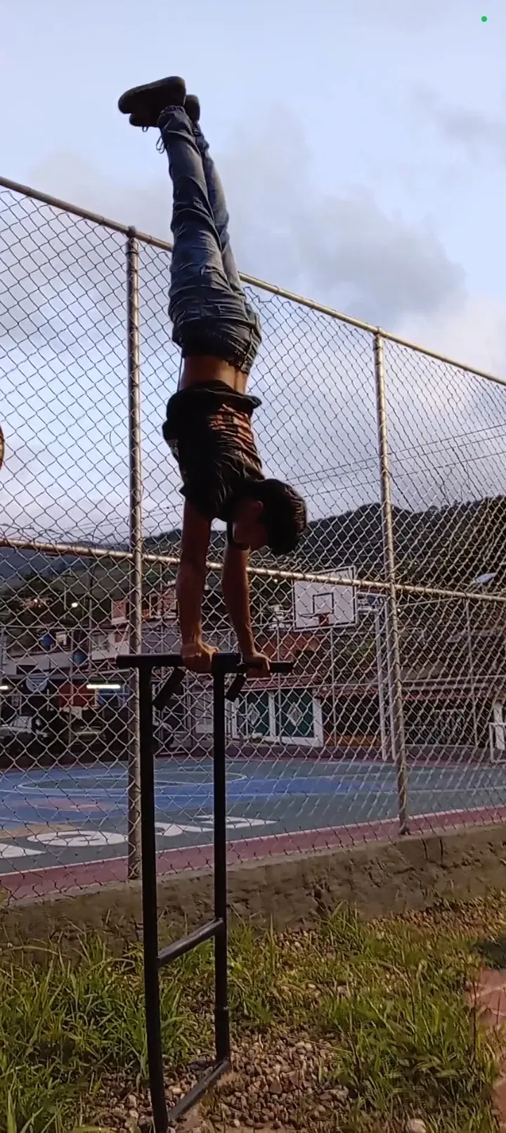 F60SBRTsPfjg0YCg_1000133853.webp