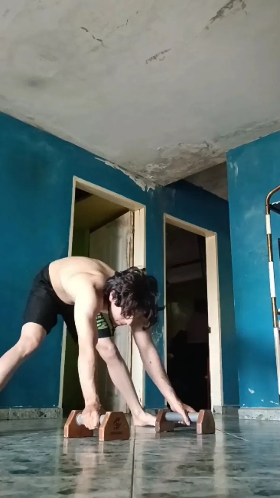 HuUw8OrGKTREMa7g_1000302247.webp