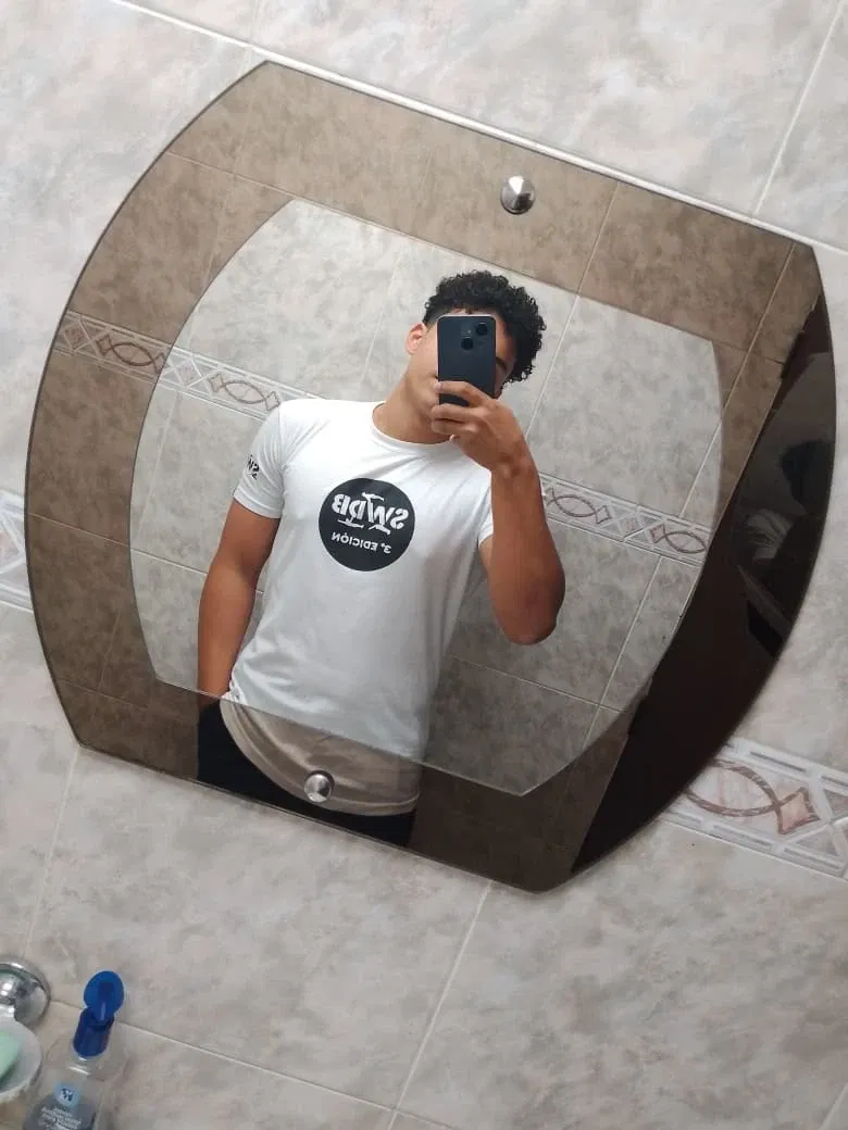SFfiuNGrJZaOQWeJ_4.webp