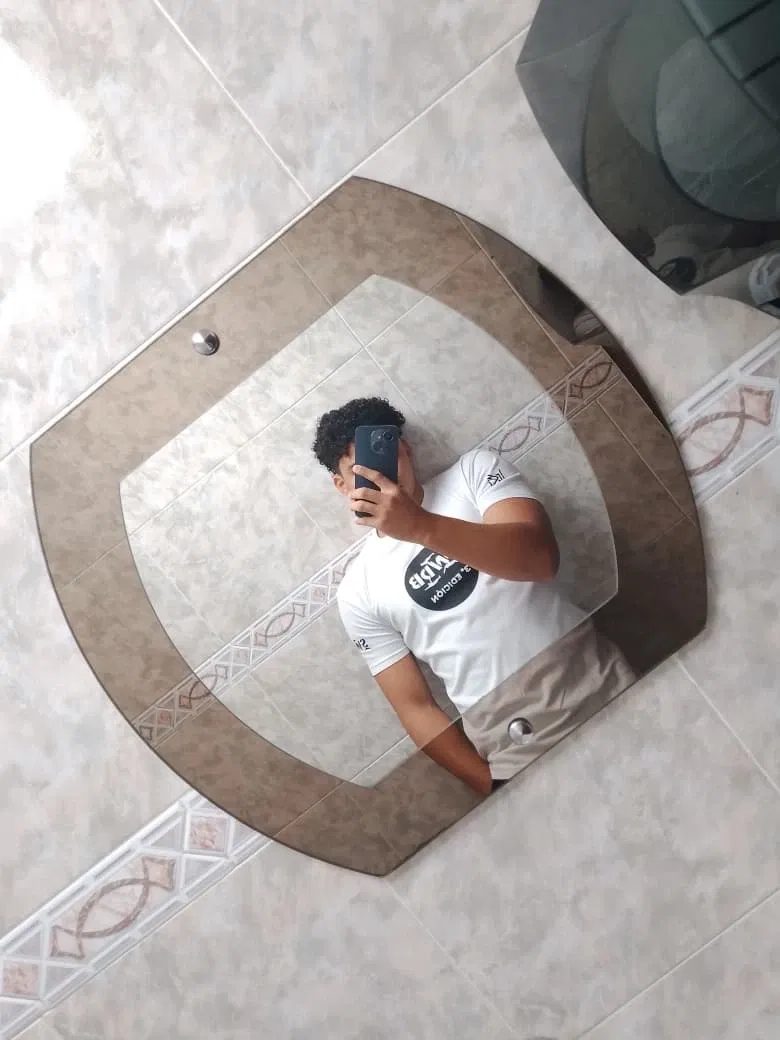iRCfpMYbZlLRFXiw_5.webp
