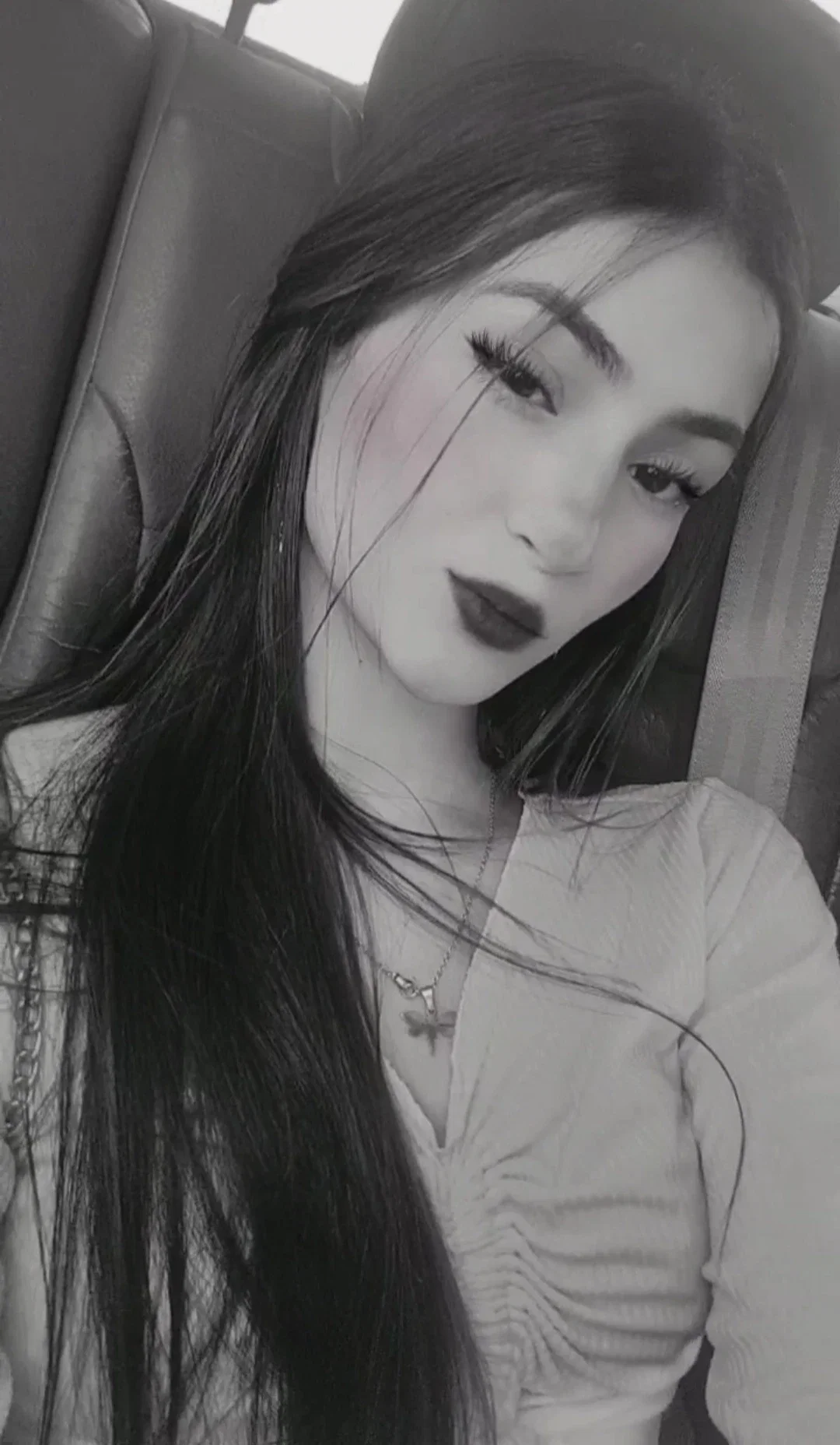 Looking for a good gift 🎁🎀[ENG/ESP] Buscando un buen regalo