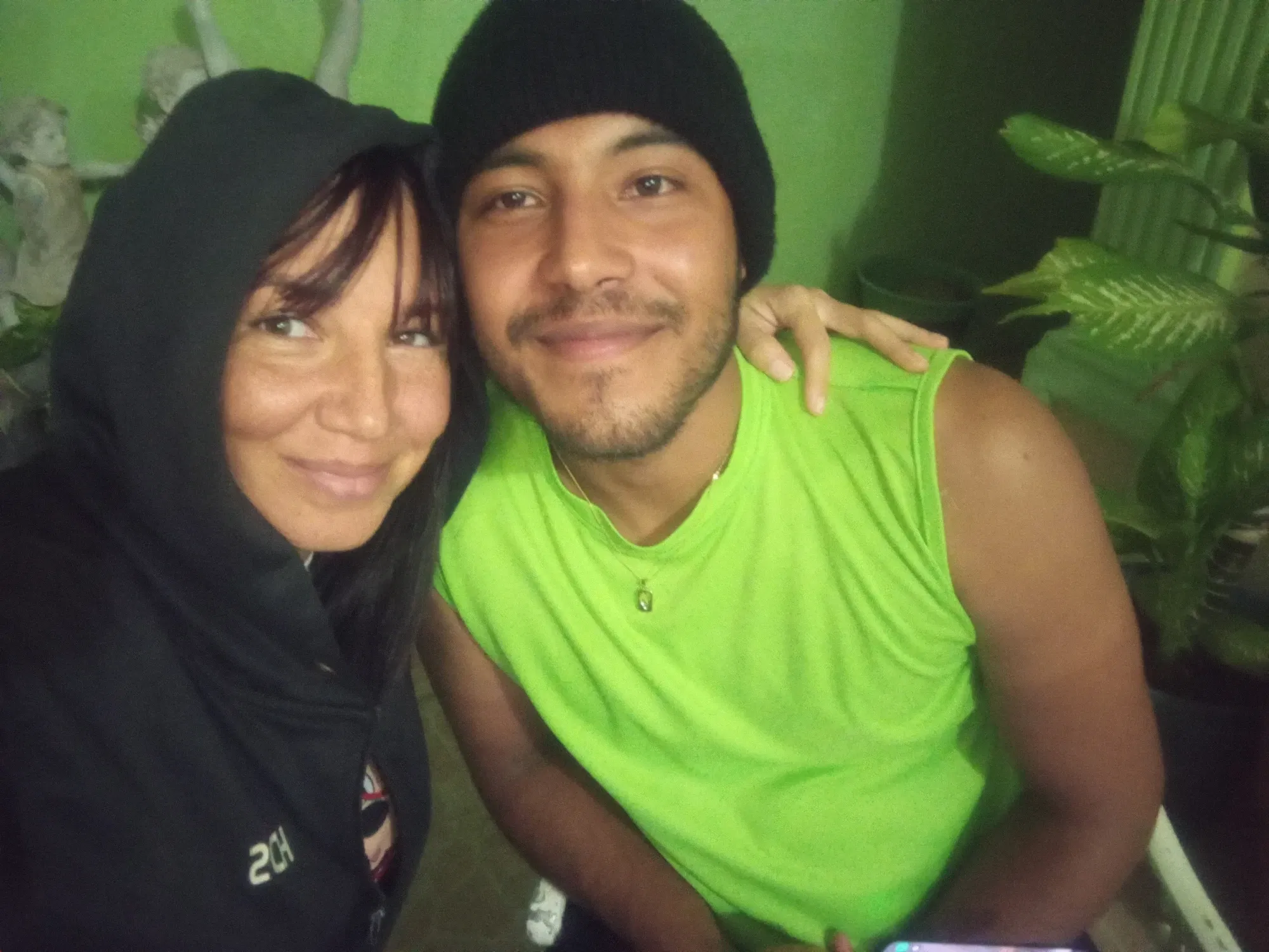 [Eng-Esp] Noche de Karaoke y par de tragos 