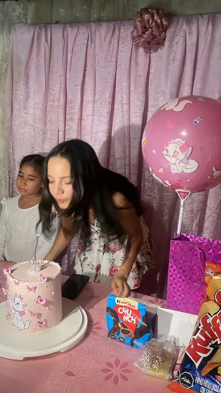 dSvm8UbLxBLs966V_1000539221.webp