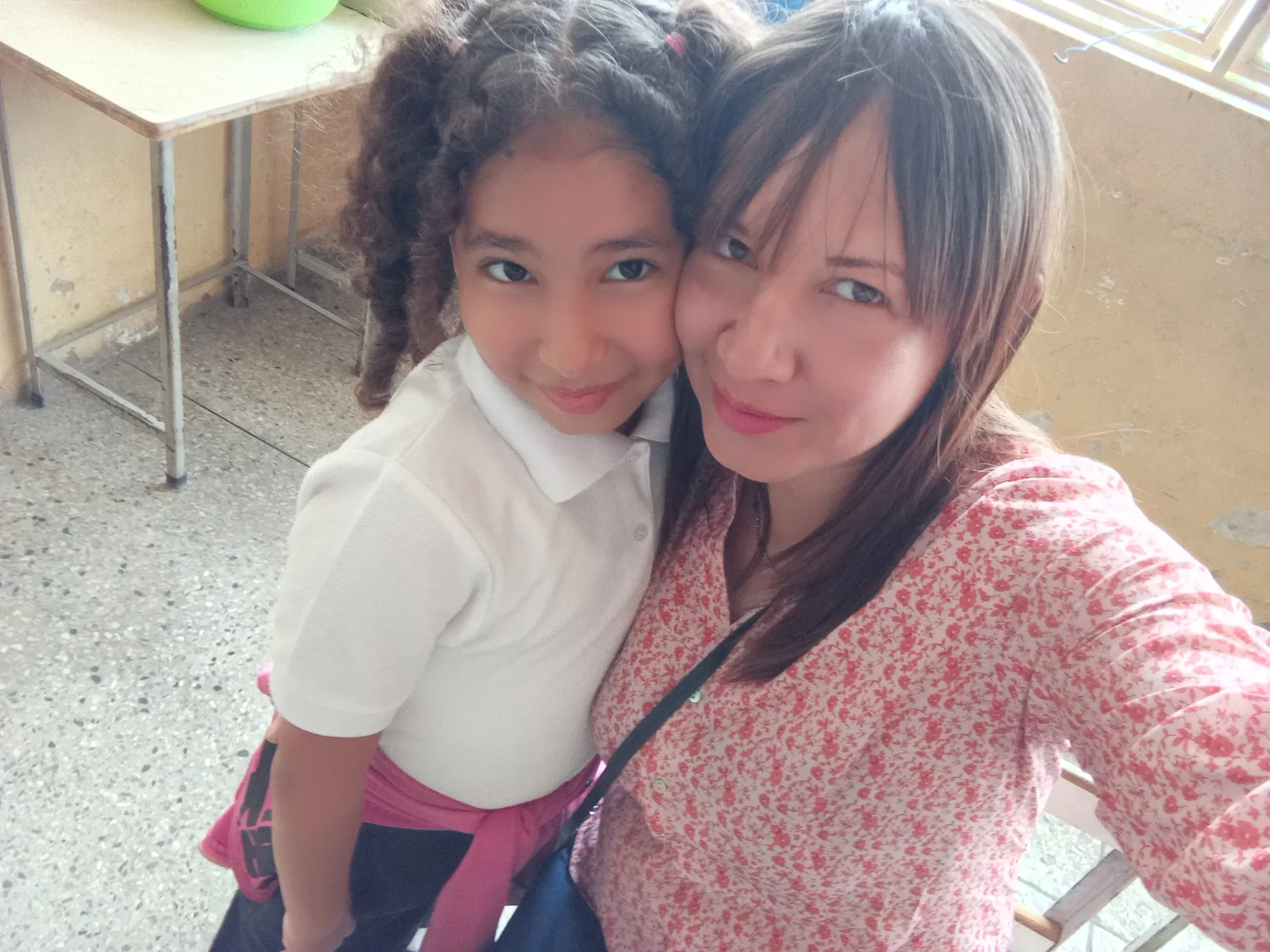 dmTBOqGdyk7C8QCn_1000252209.webp/