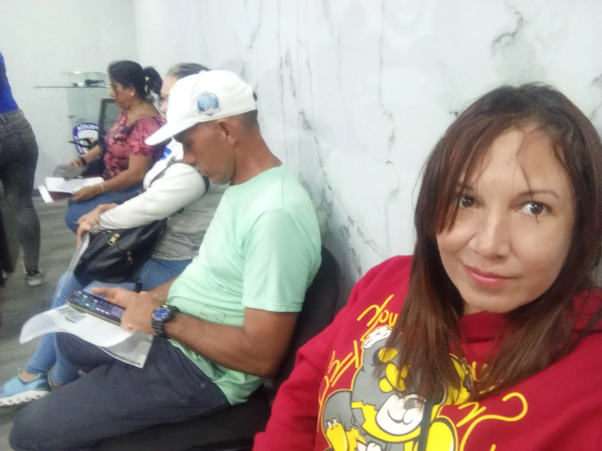 f7Fus1XucDOokYkt_1000555562.webp