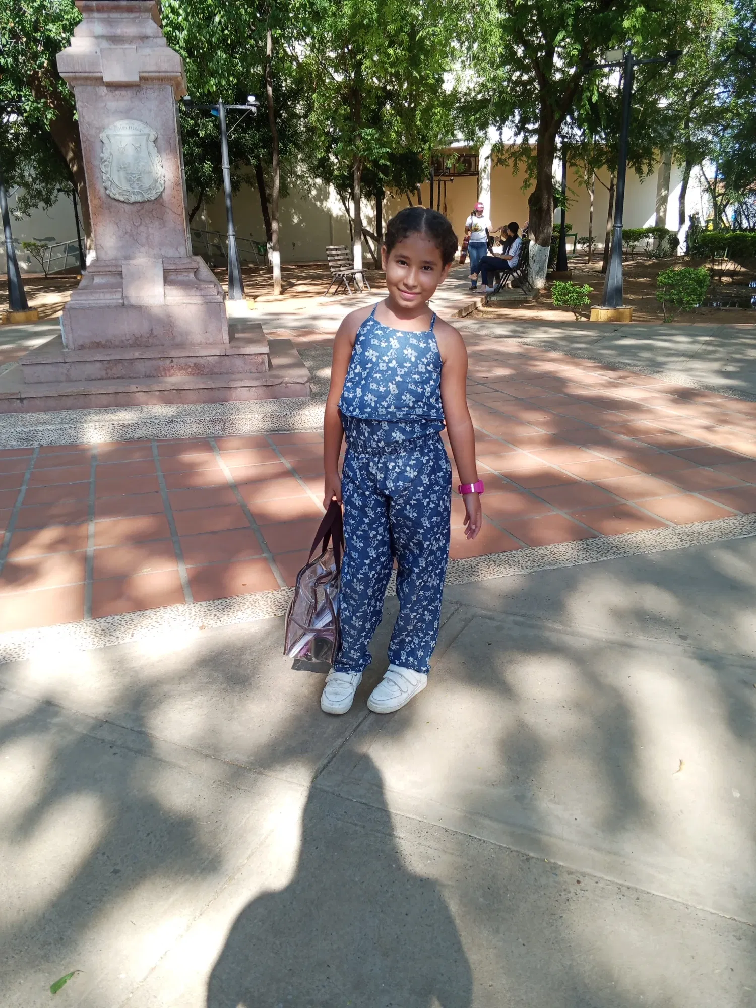 z91dBNbb5pd9ZLbH_1000640235.webp