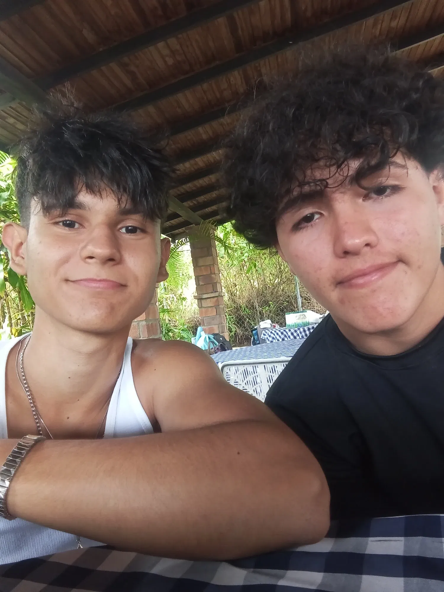 6UVyZAs9bPFSL9WO_1000536014.webp