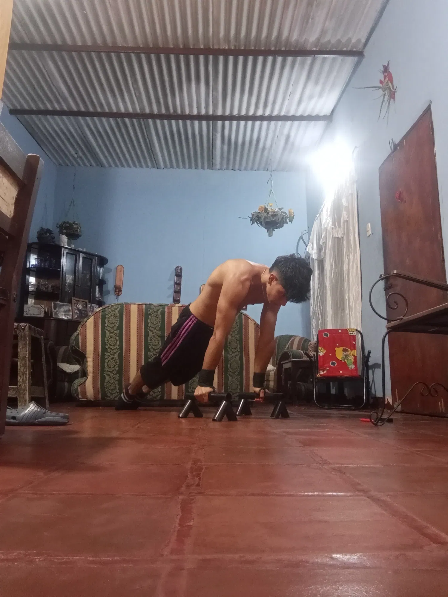 dWiX0Szgj54arw5t_1000534863.webp