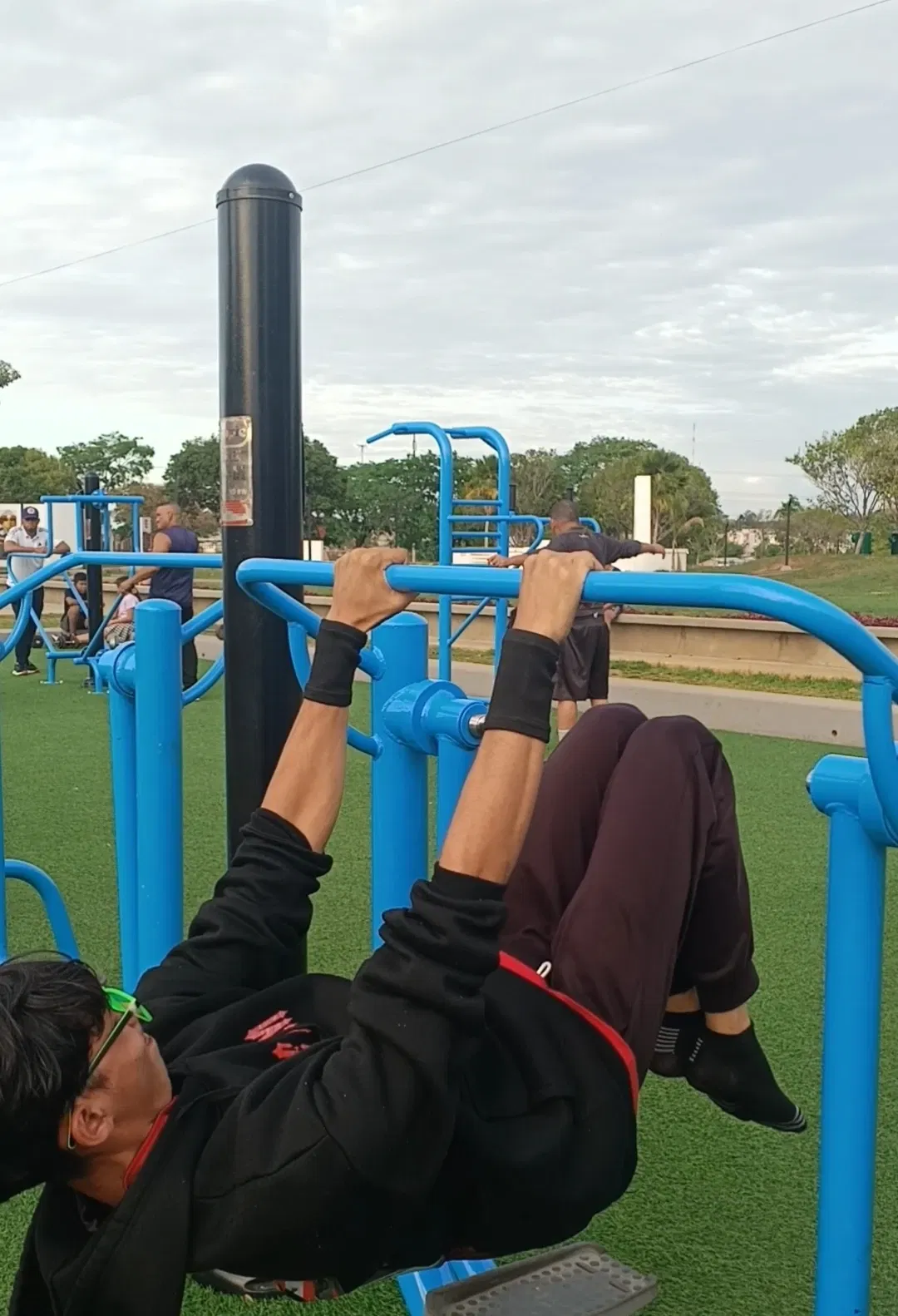 22BsDpLC1jeXVyD5_1000204414.webp
