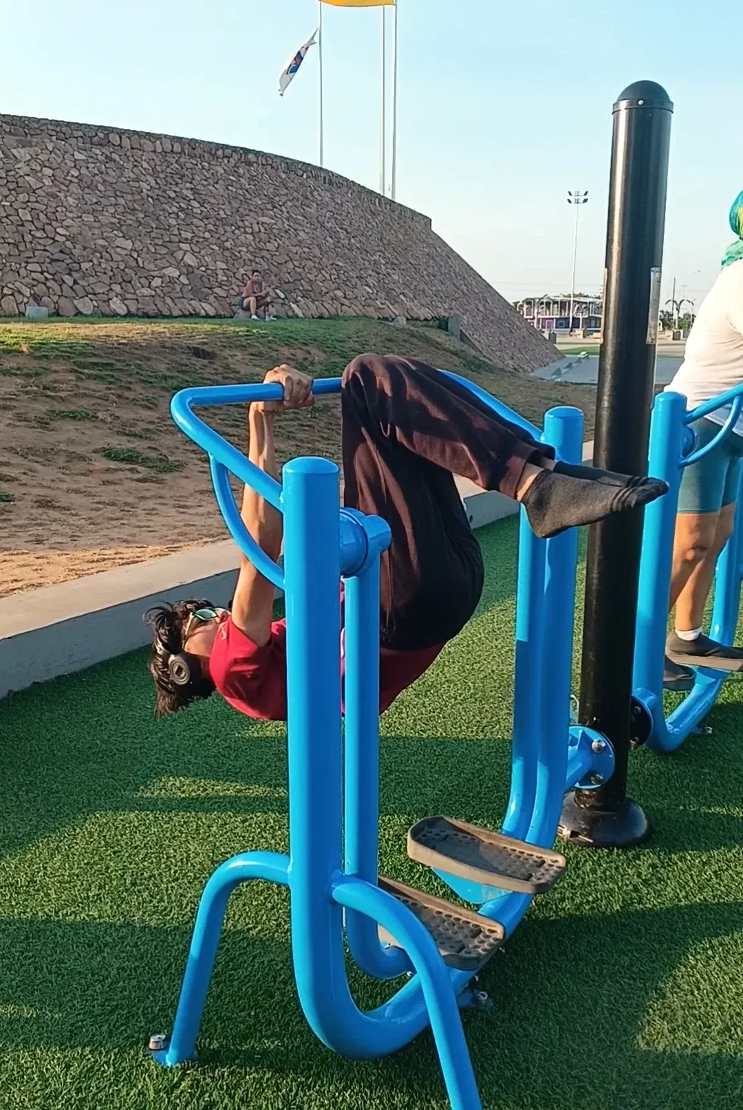 IOjMGxQUq2kE1Bne_1000196237.webp