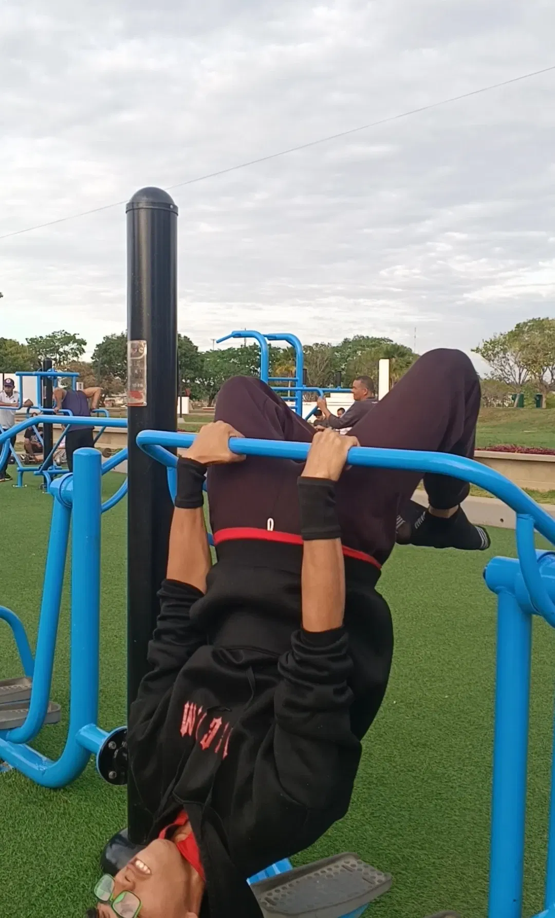 gkqCd7vitqXc7iMR_1000204412.webp