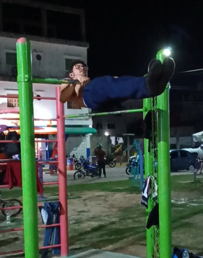 OKcWKDUrtds48dmO_1000404141.webp