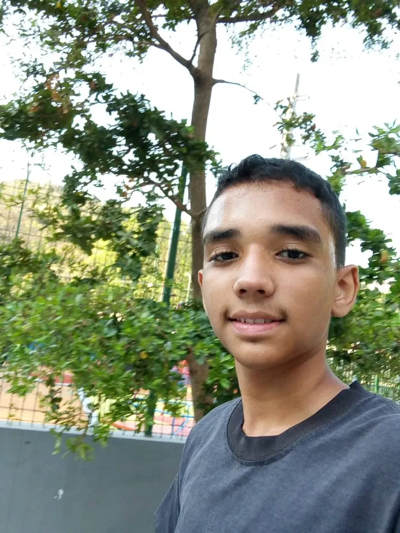 d1oCJy6KHDVUnApj_1000418480.webp
