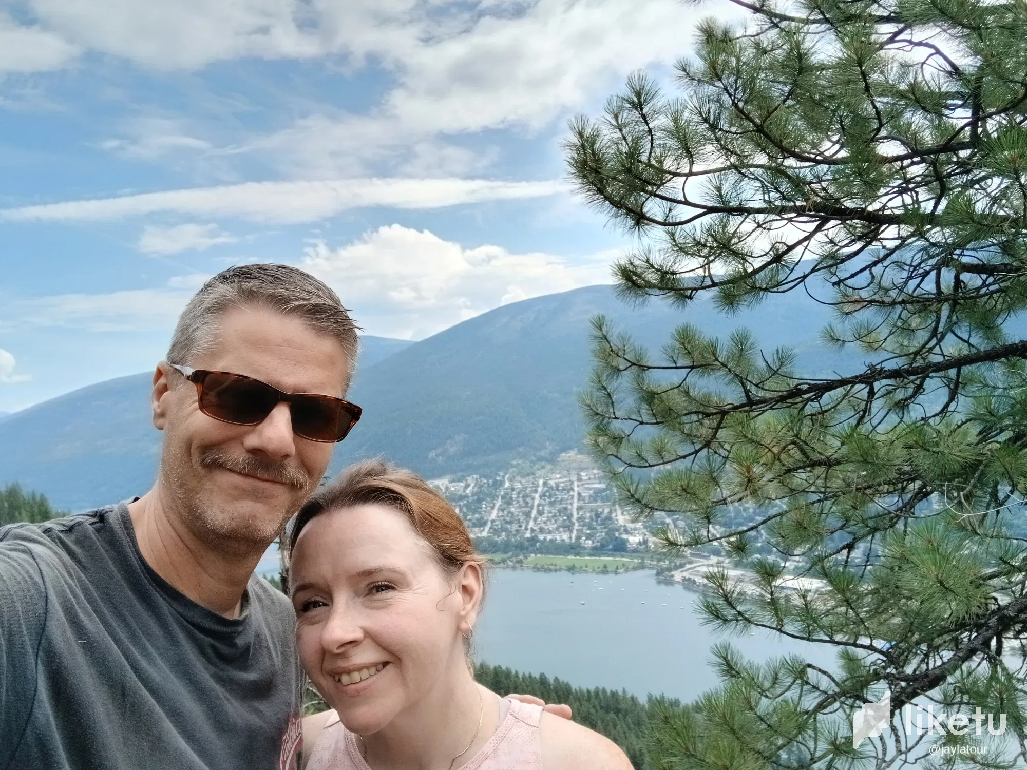A hike up Pulpit Rock!