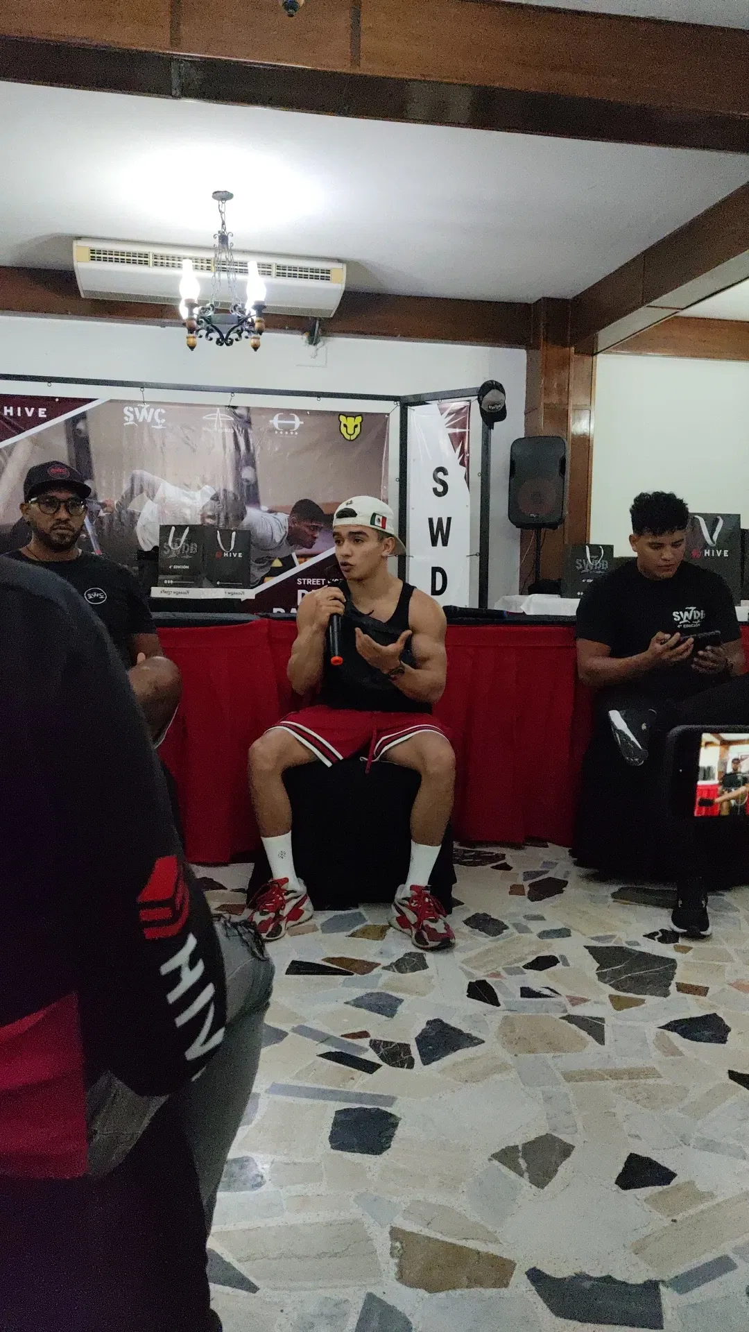 0OEAeDEUdZa4KPRV_1000514520.webp