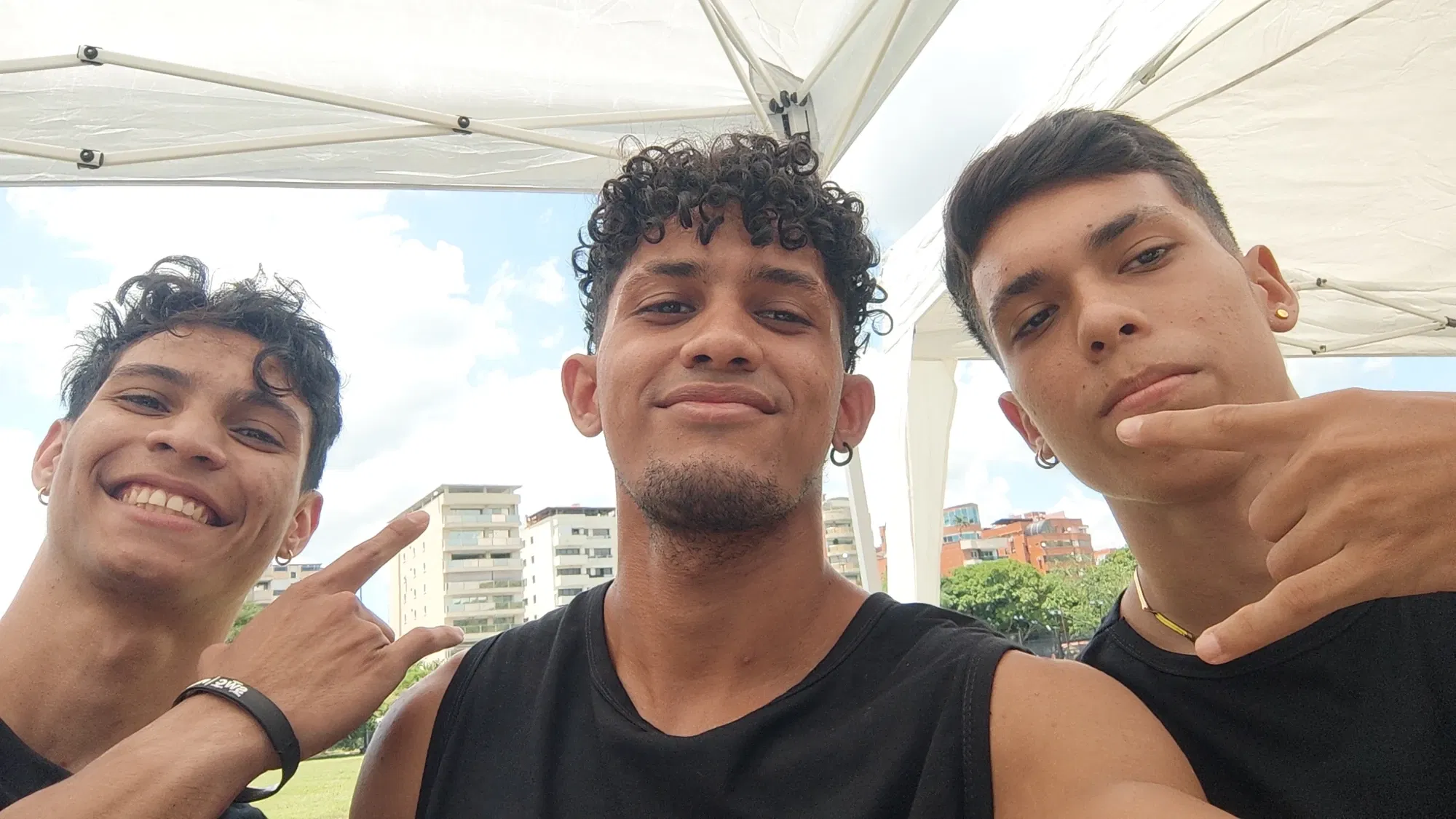 A9bjHCYfVCfuQlPS_1000579487.webp