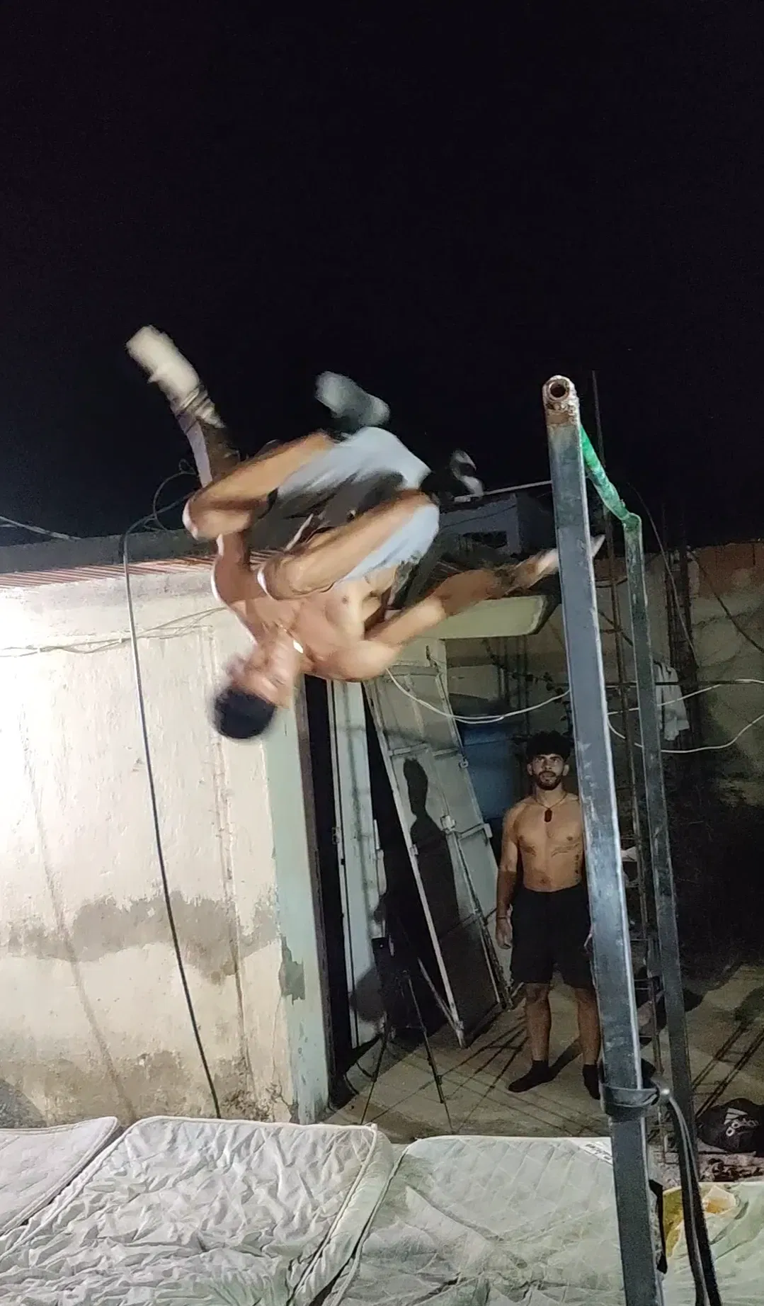 V0HQPdGHIKbvzE8G_1000550137.webp
