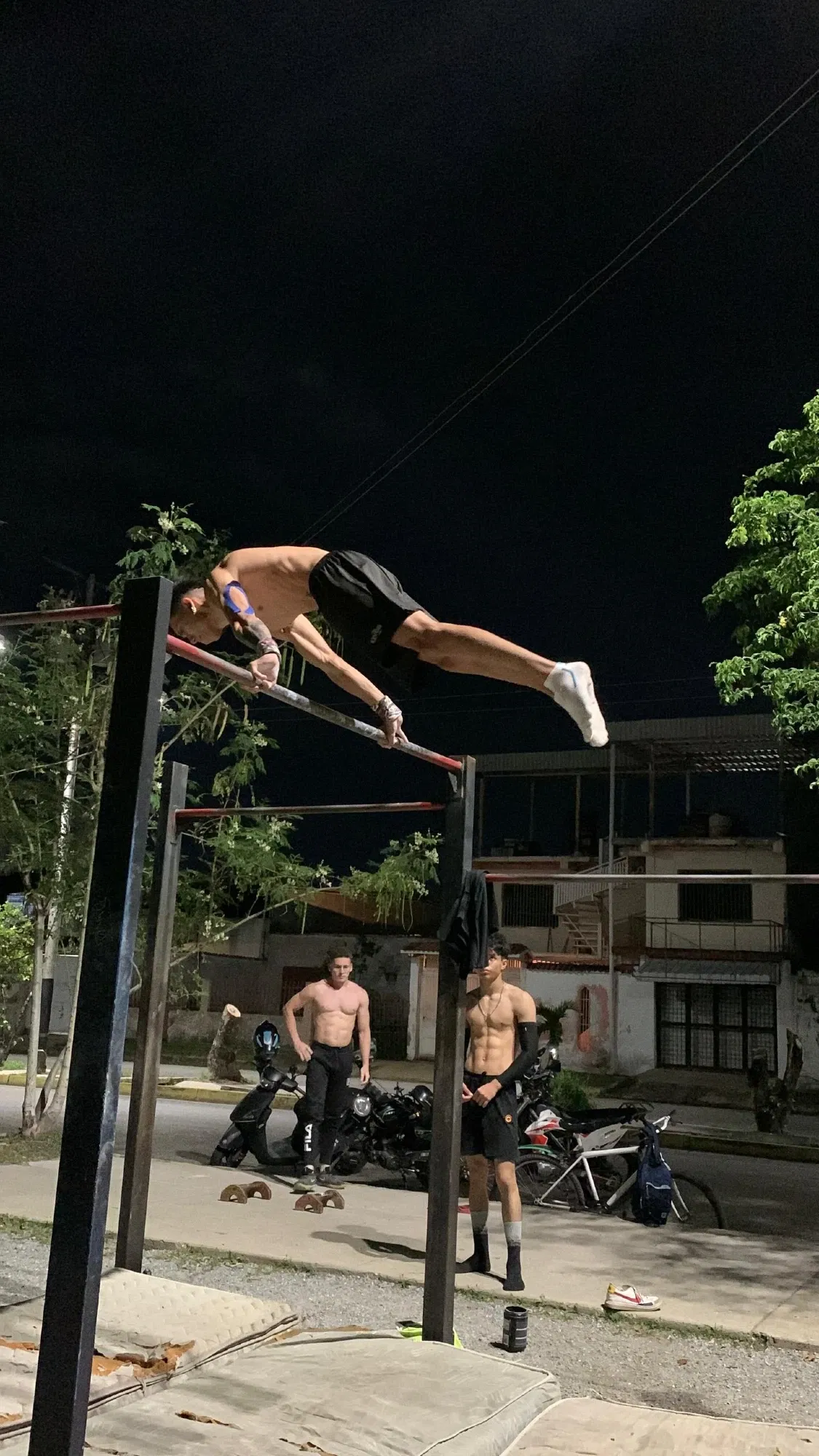 XwwJJUGBI6fpwatL_1000518778.webp