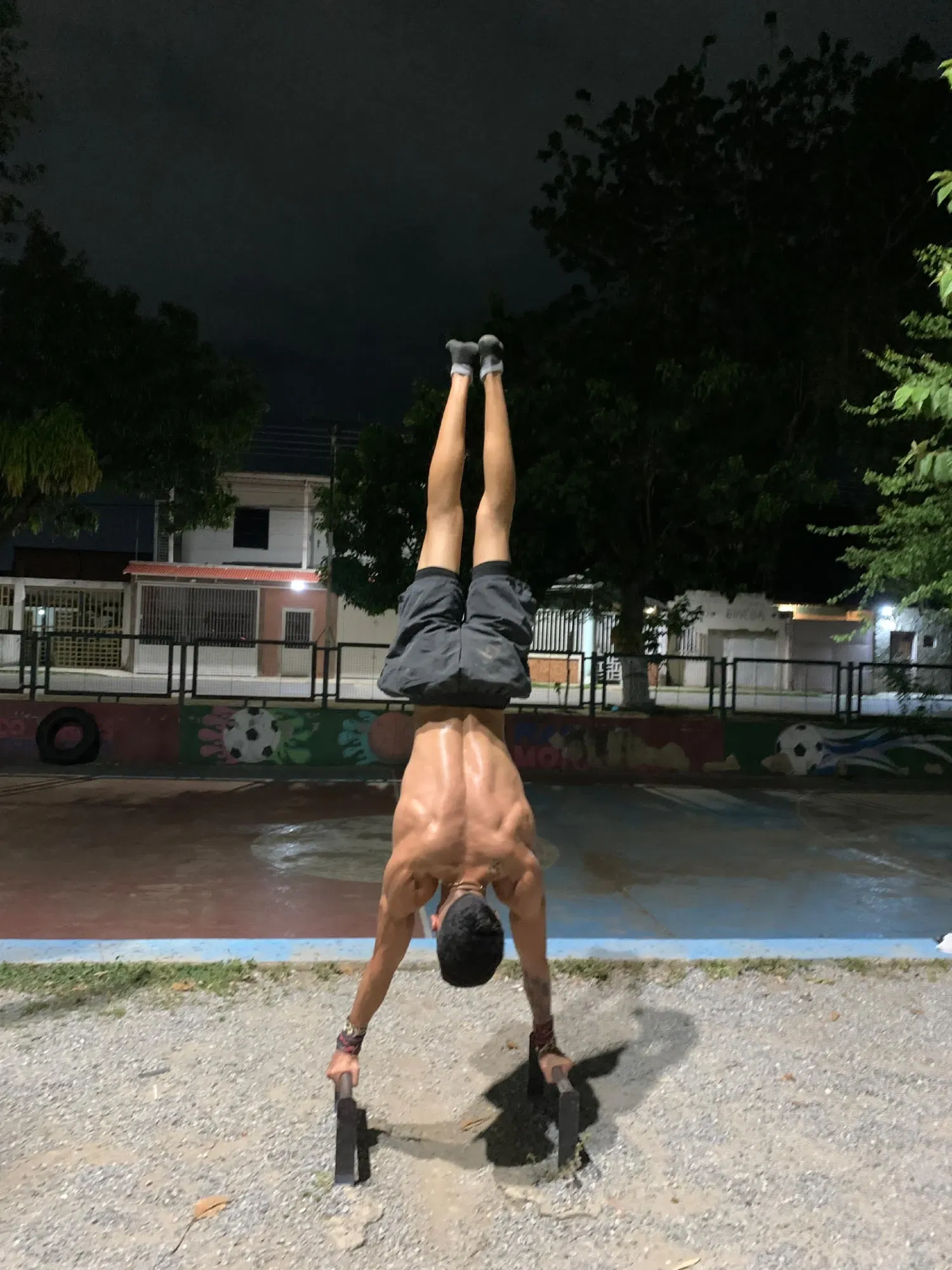 t5QqGyuhlr7gJblA_1000538070.webp