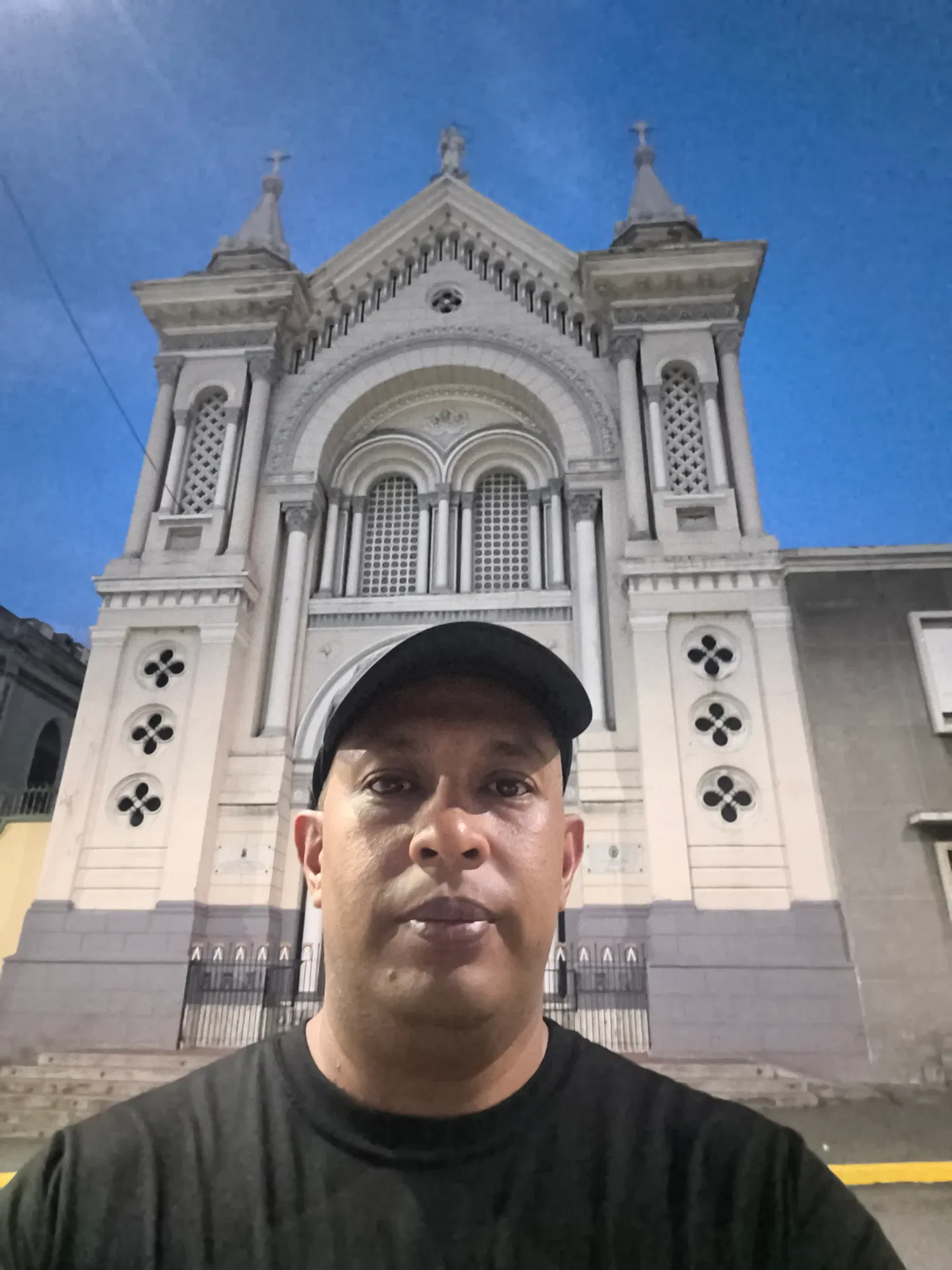 Xg9a5eUtArEOT7tW_1000109197.webp