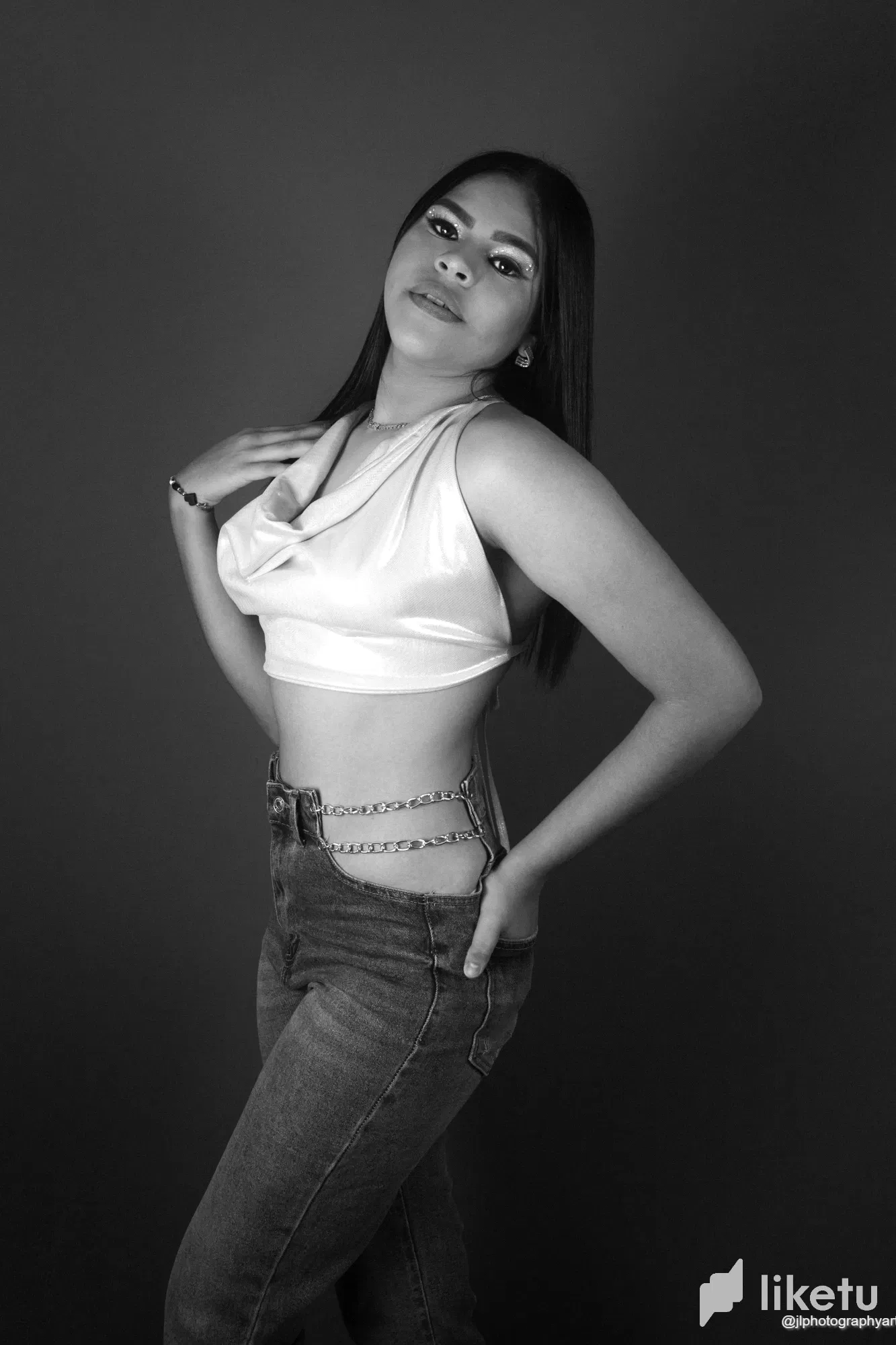 clcrp9617008n5lszdxwh6fdk_VALERIA_RODRIGUEZ_6.webp
