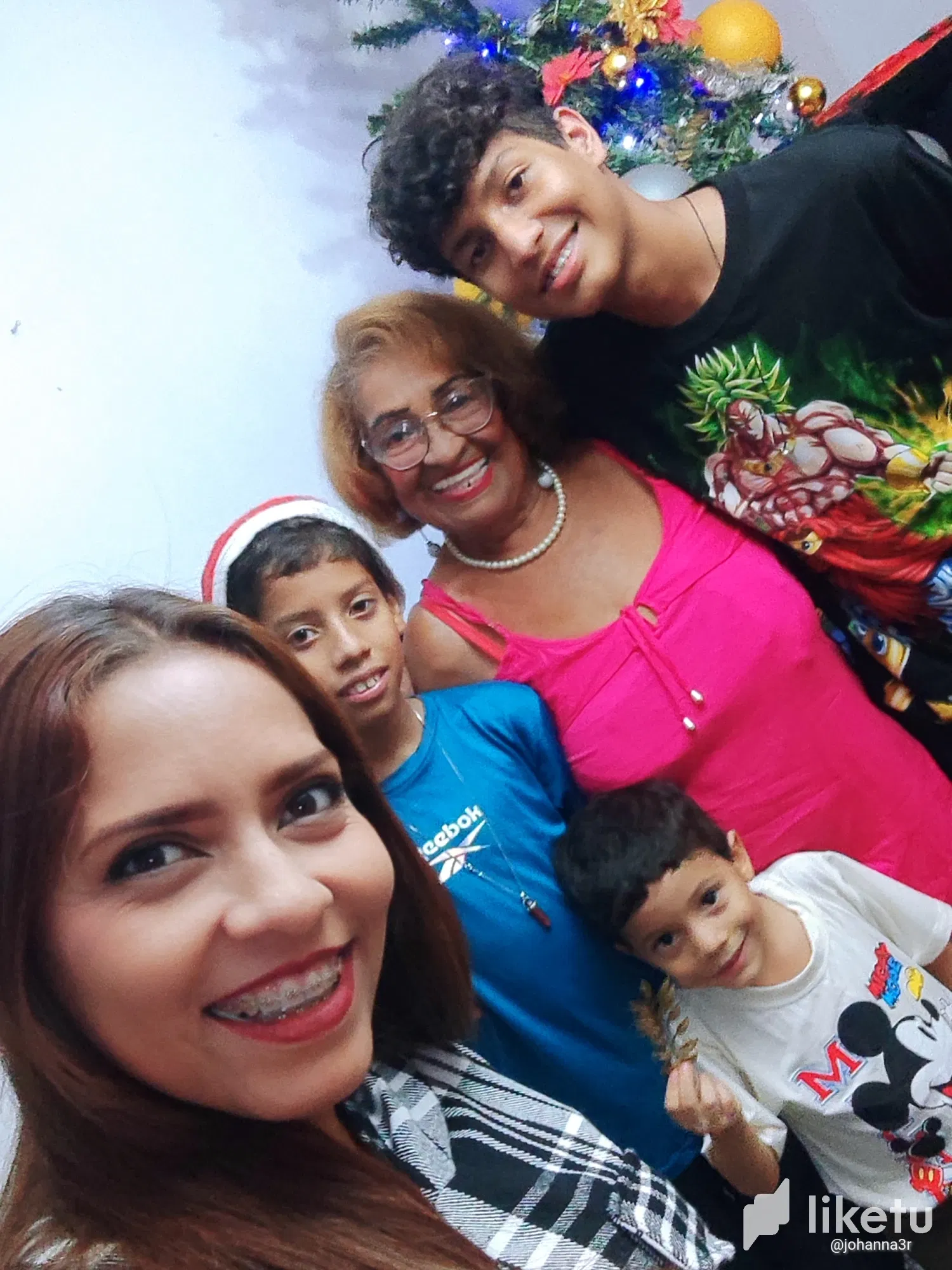 clqlj01gx00ii9ysza4gg7mam_IMG_20231225_183950.webp