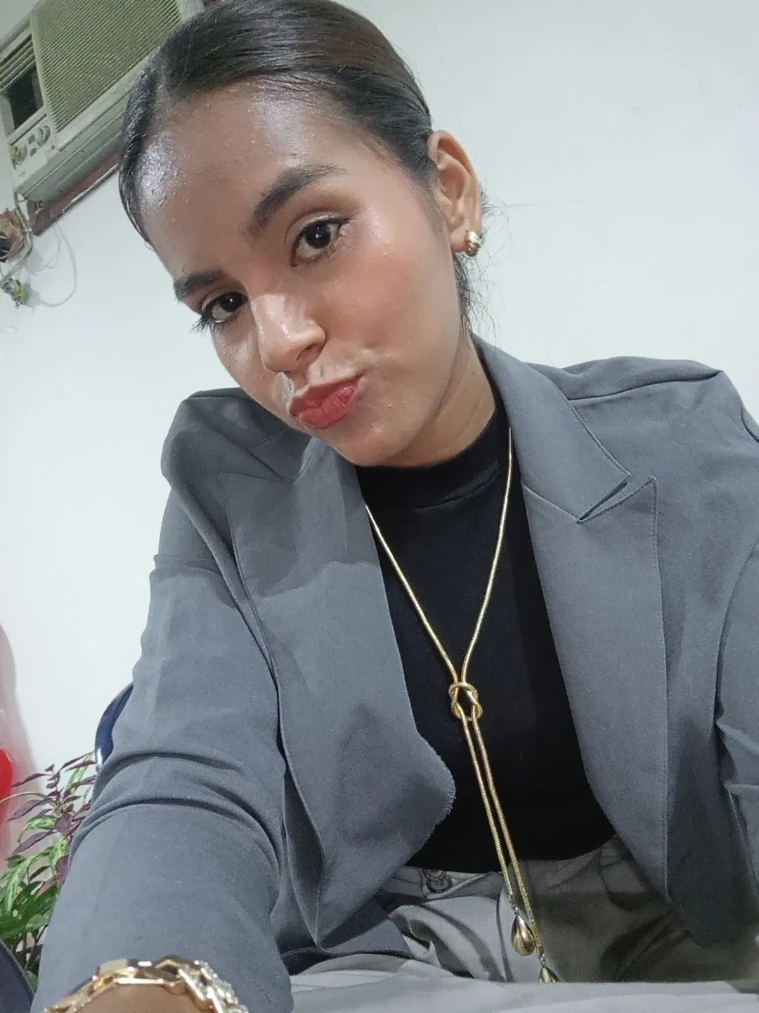9b5rG6DEan1Jc5HJ_1000503177.webp